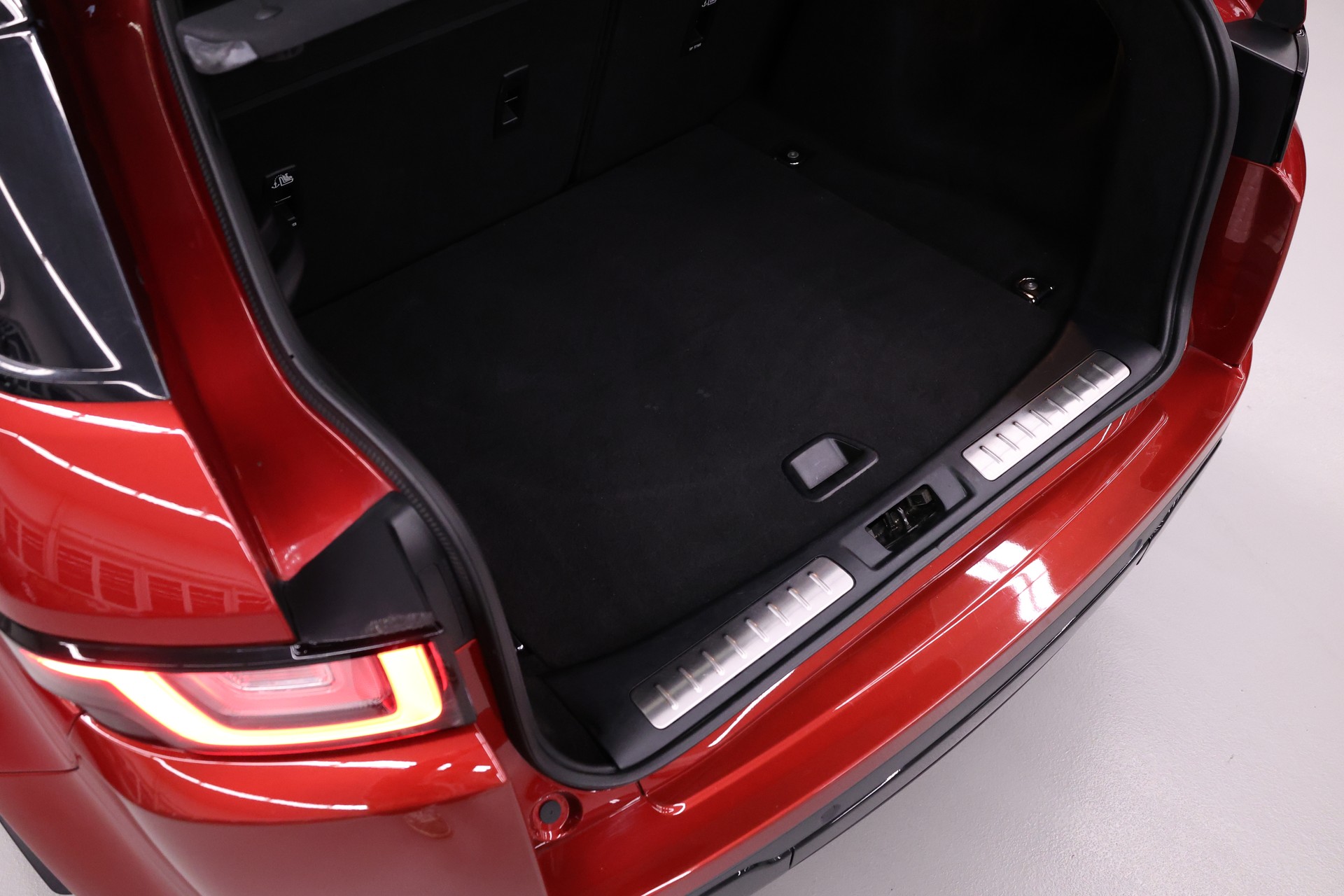 LAND ROVER Range Rover Evoque 2.0 TD4 HSE Dynamic-image-11