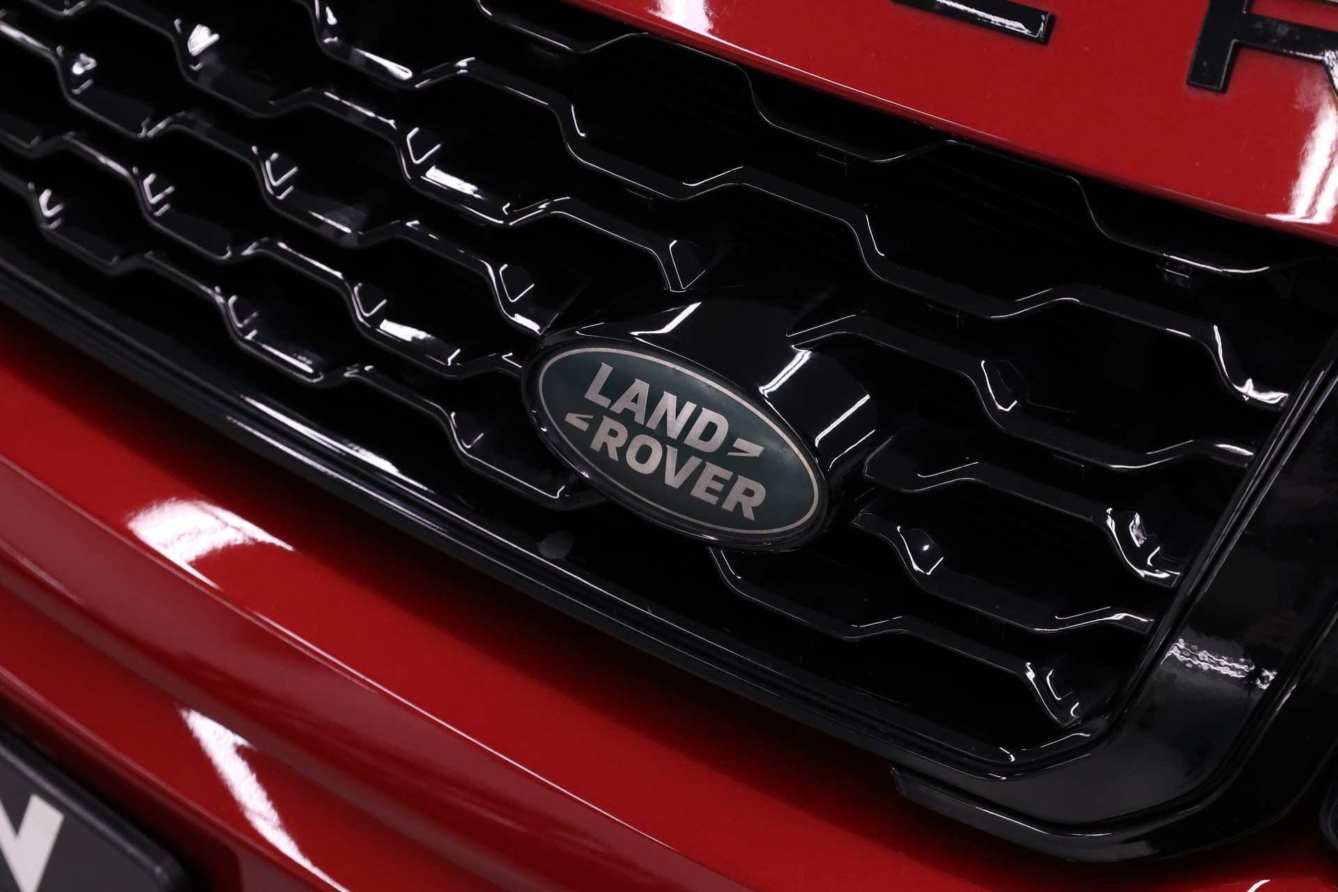LAND ROVER Range Rover Evoque 2.0 TD4 HSE Dynamic-image-12