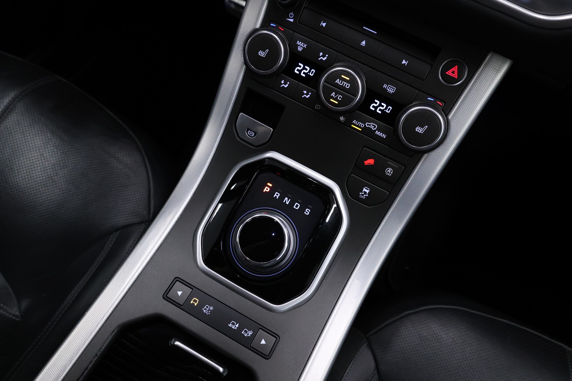 LAND ROVER Range Rover Evoque 2.0 TD4 HSE Dynamic-image-21