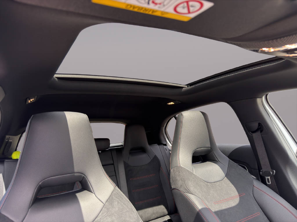 MERCEDES-BENZ A 220 AMG Line 4m-image-14