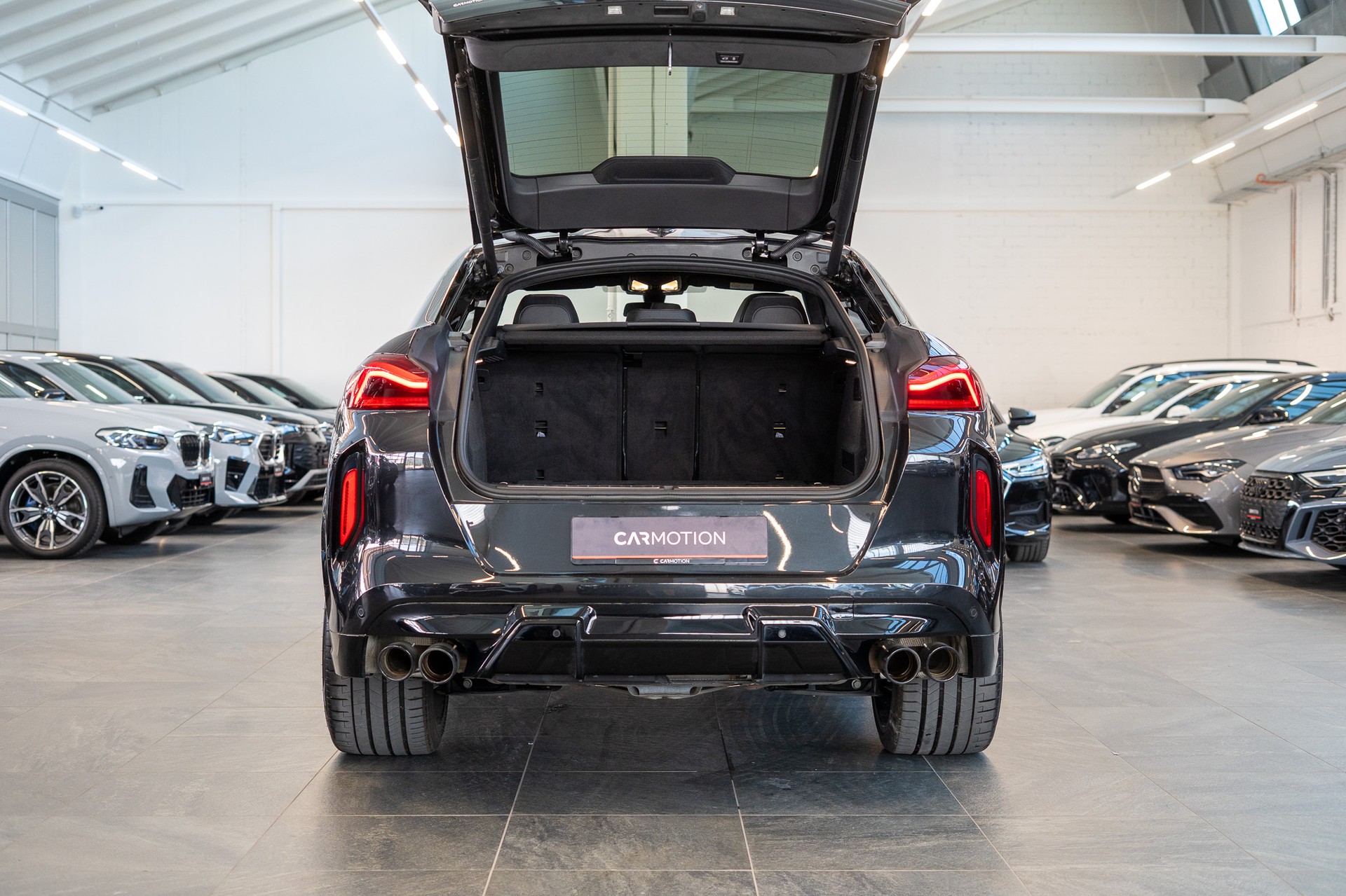 BMW X6 M Competition / Panorama / 360°Kamera / HeadUp-image-6