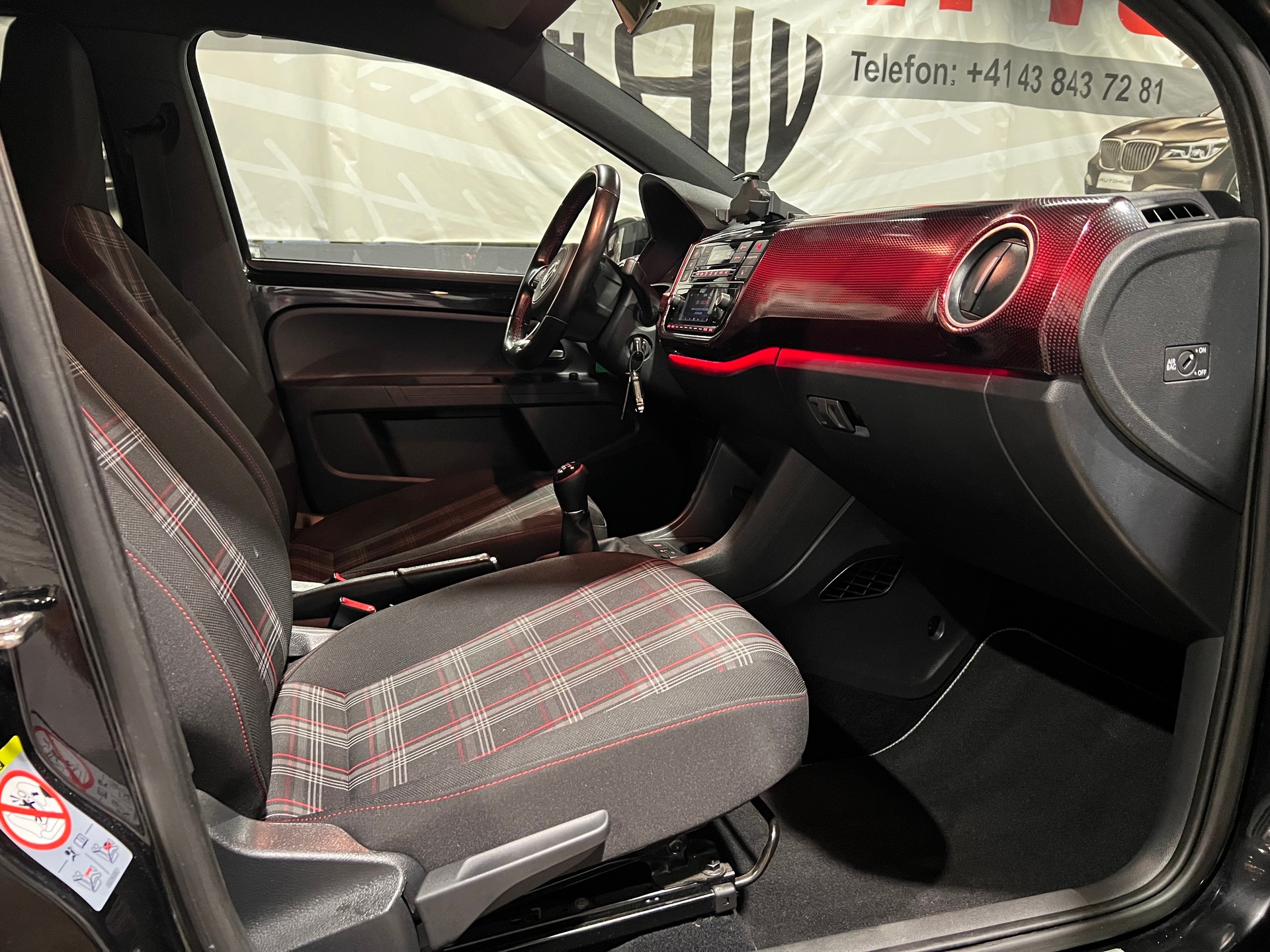 VW Up 1.0 TSI GTI-image-12