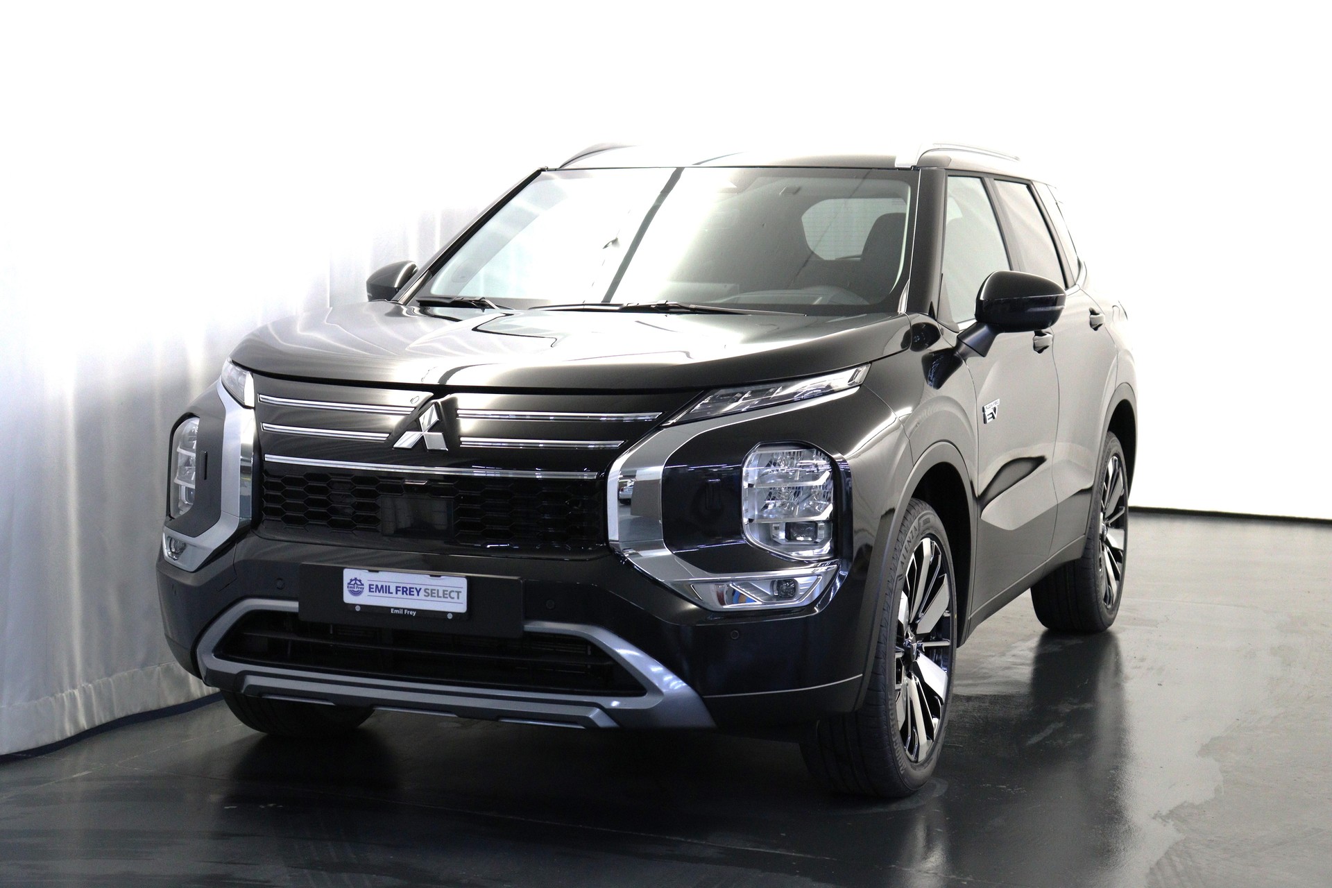 MITSUBISHI Outlander 2.4 PHEV Intense 4x4