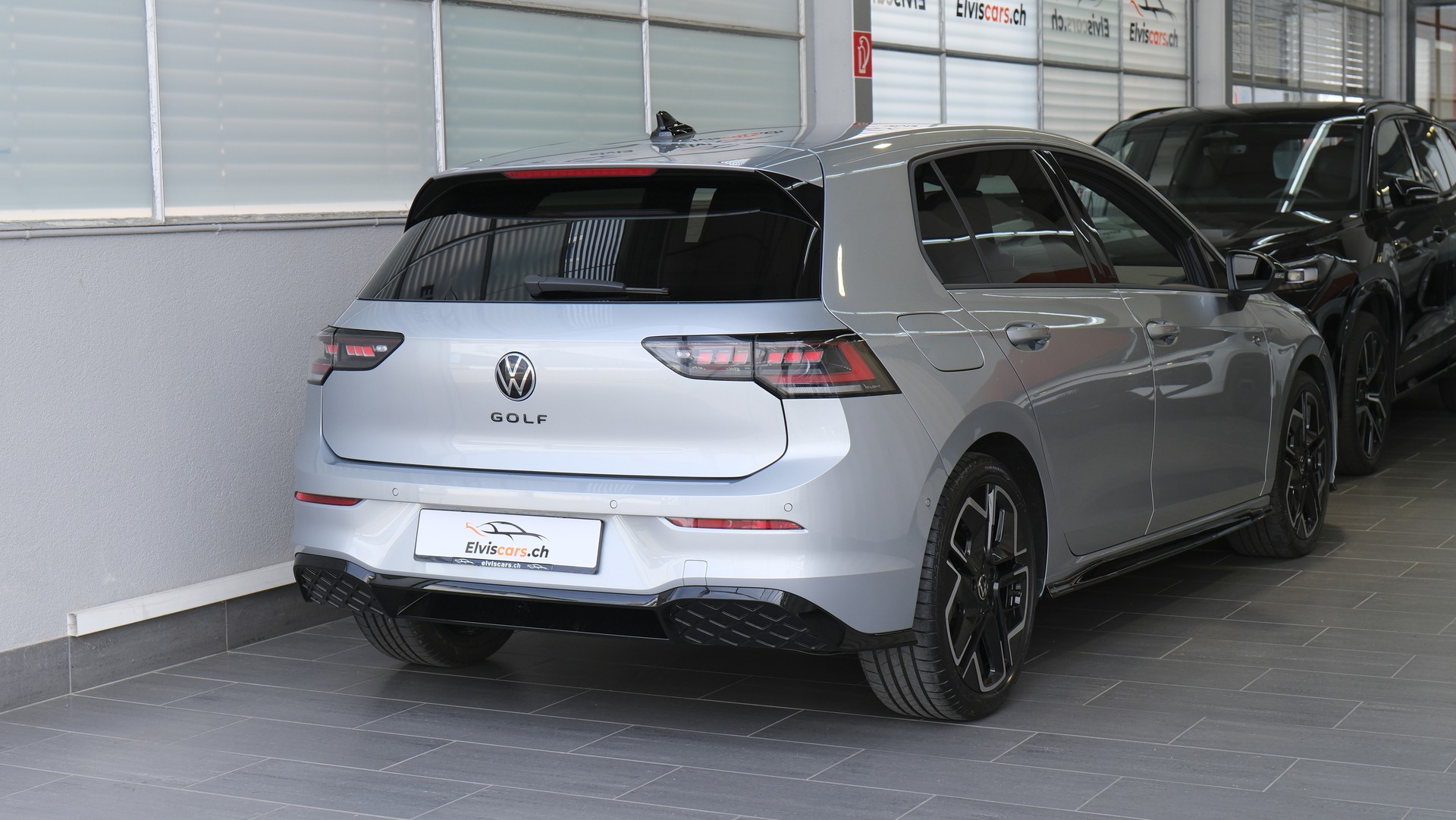 VW Golf 1.5 e TSI mHEV R-Line DSG * Black Style *-image-25