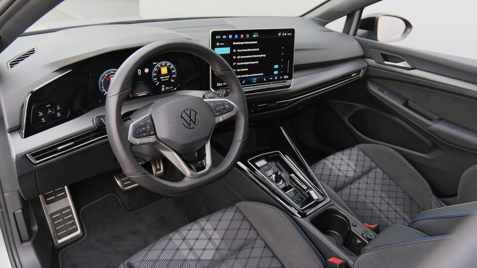 VW Golf 1.5 e TSI mHEV R-Line DSG * Black Style *-showroom-element-2