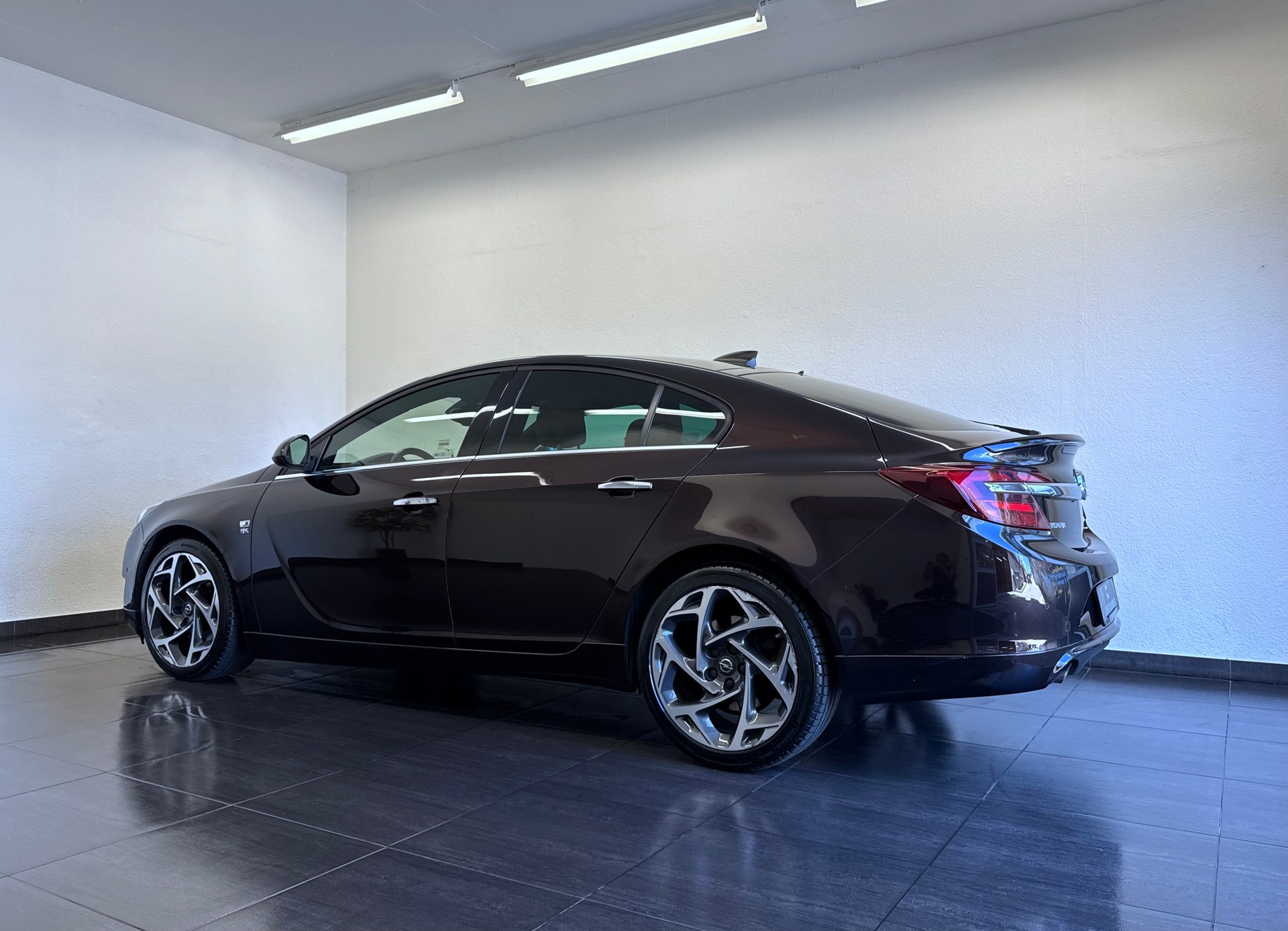 OPEL Insignia 2.0 Turbo Sport Automatic-showroom-element-1