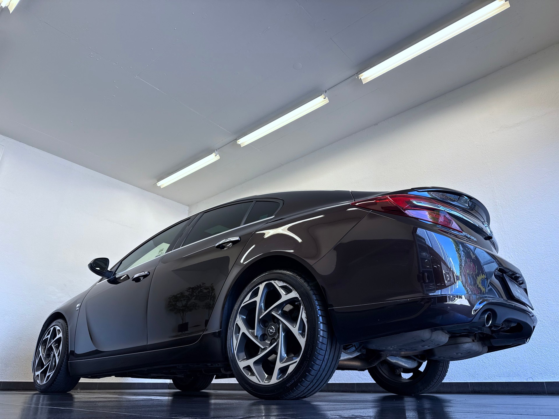 OPEL Insignia 2.0 Turbo Sport Automatic-showroom-element-3