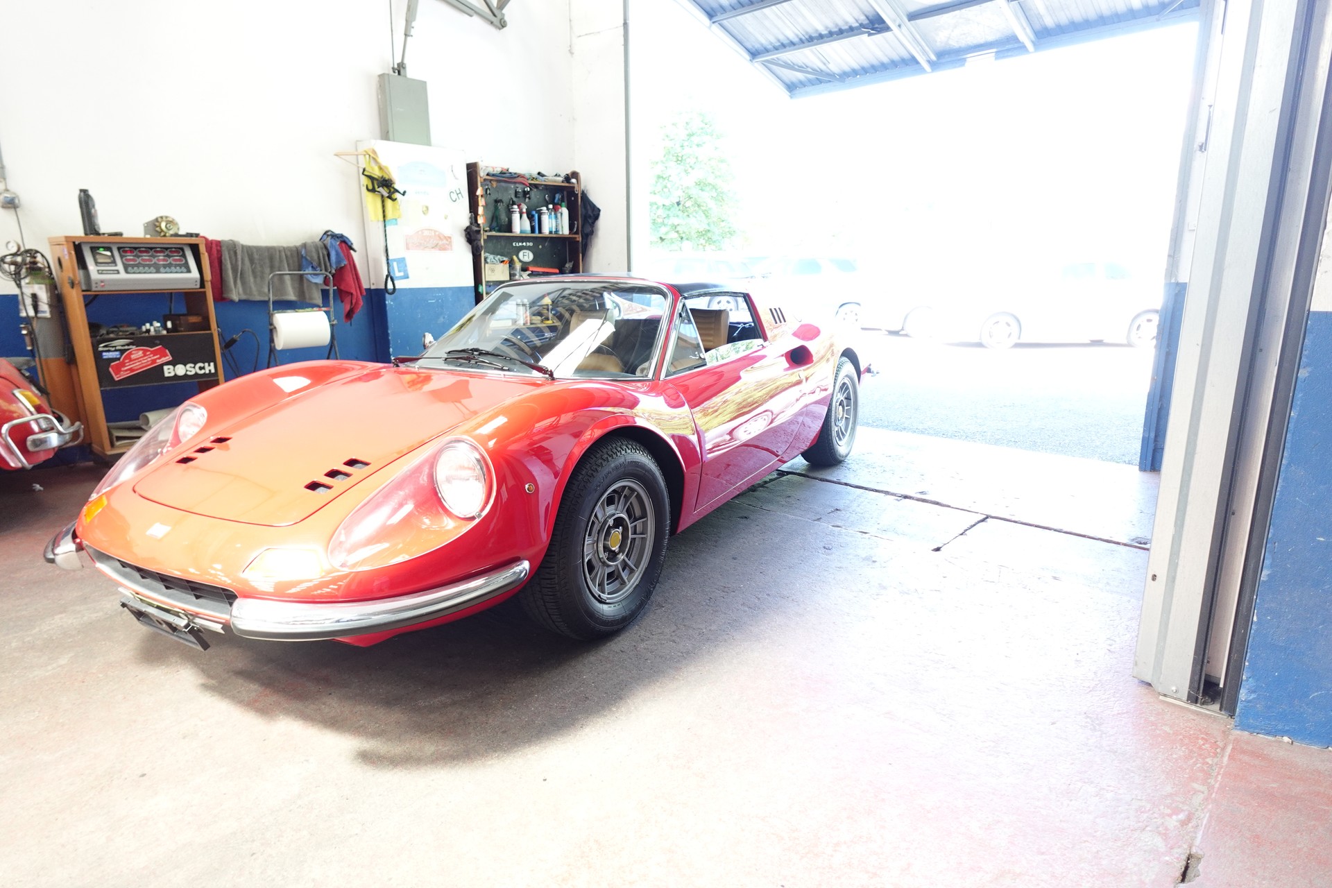 FERRARI 246 GT - Targa-image-1