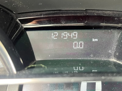 RENAULT Clio 1.2 16V T GT Line-image-11