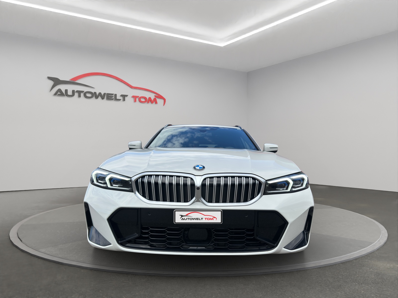 BMW 320d xDrive 48V Touring Steptronic M Sport 🏁*CH*gratis Service*-image-7