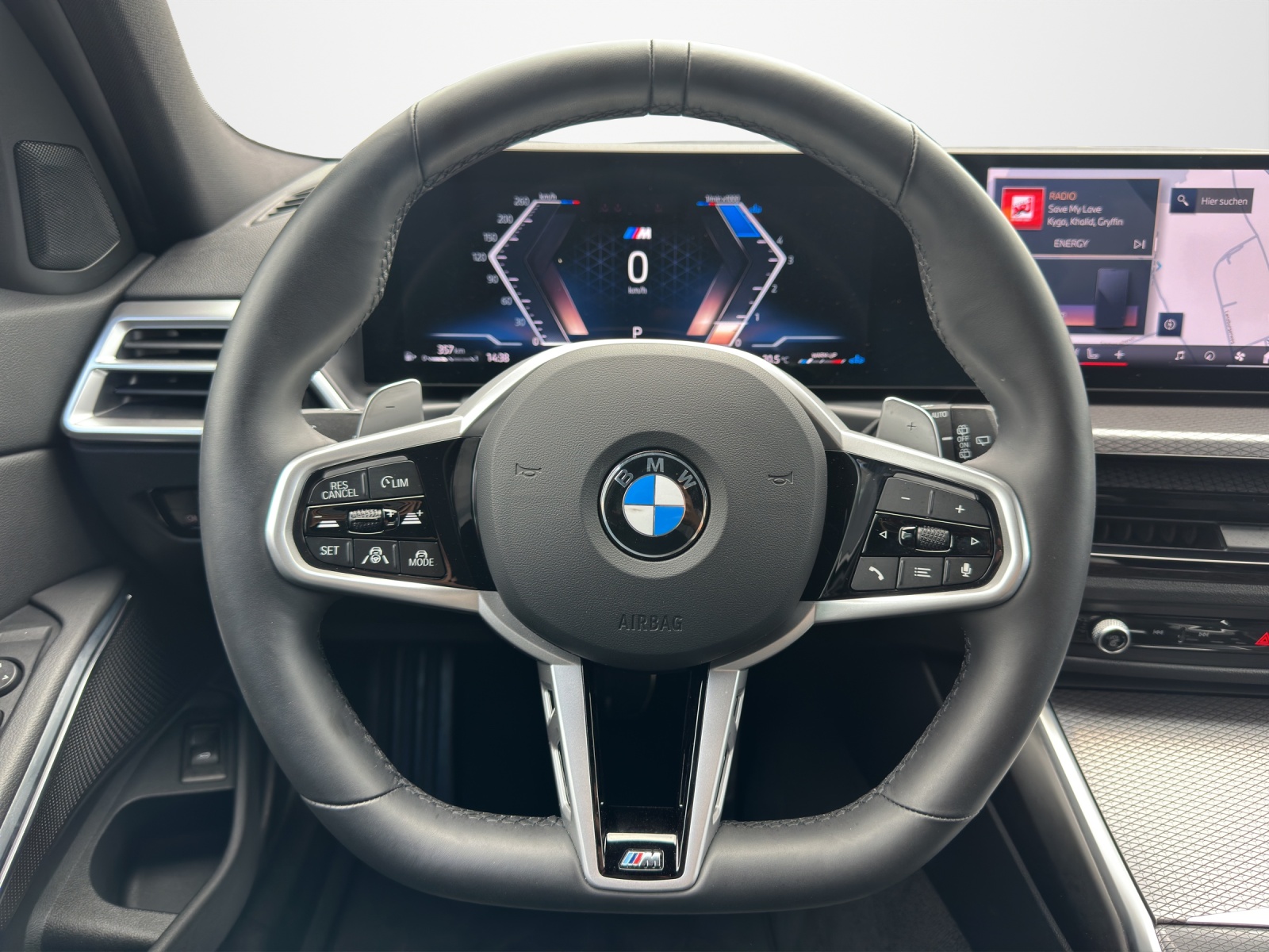 BMW 320d xDrive 48V Touring Steptronic M Sport 🏁*CH*gratis Service*-image-9