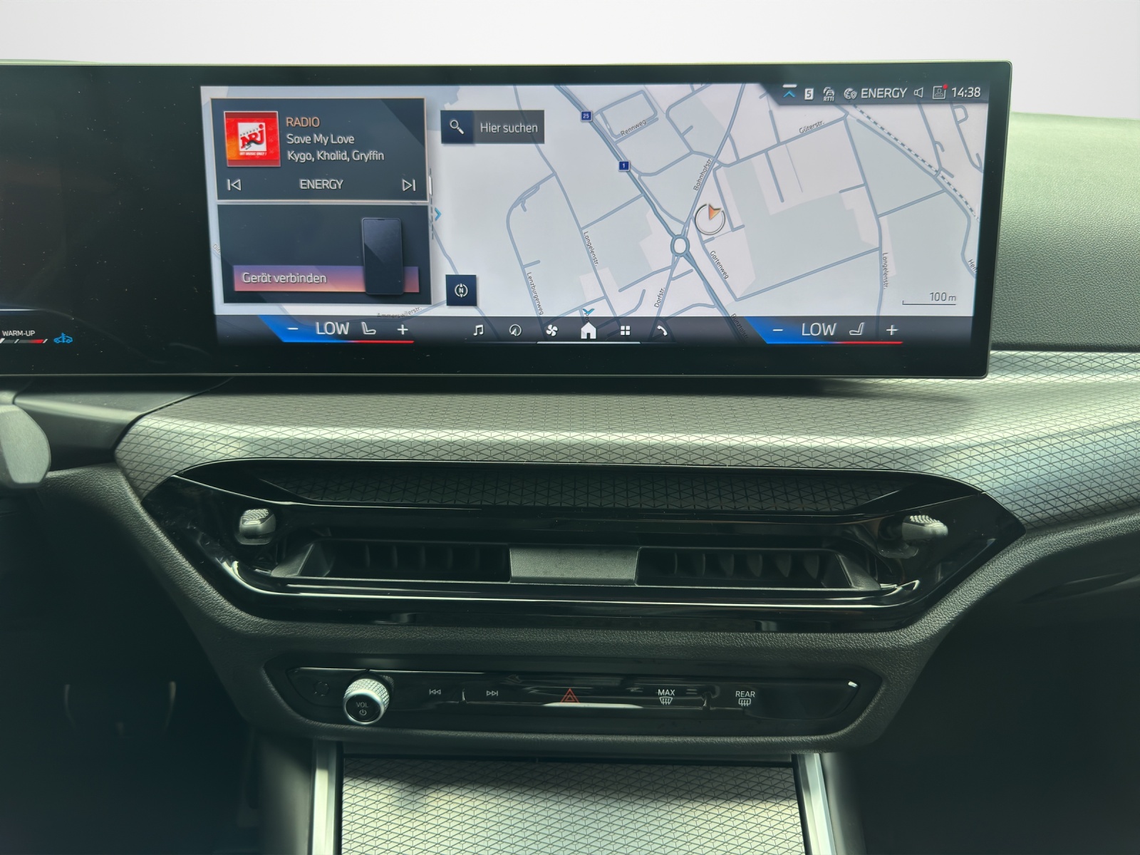 BMW 320d xDrive 48V Touring Steptronic M Sport 🏁*CH*gratis Service*-image-11