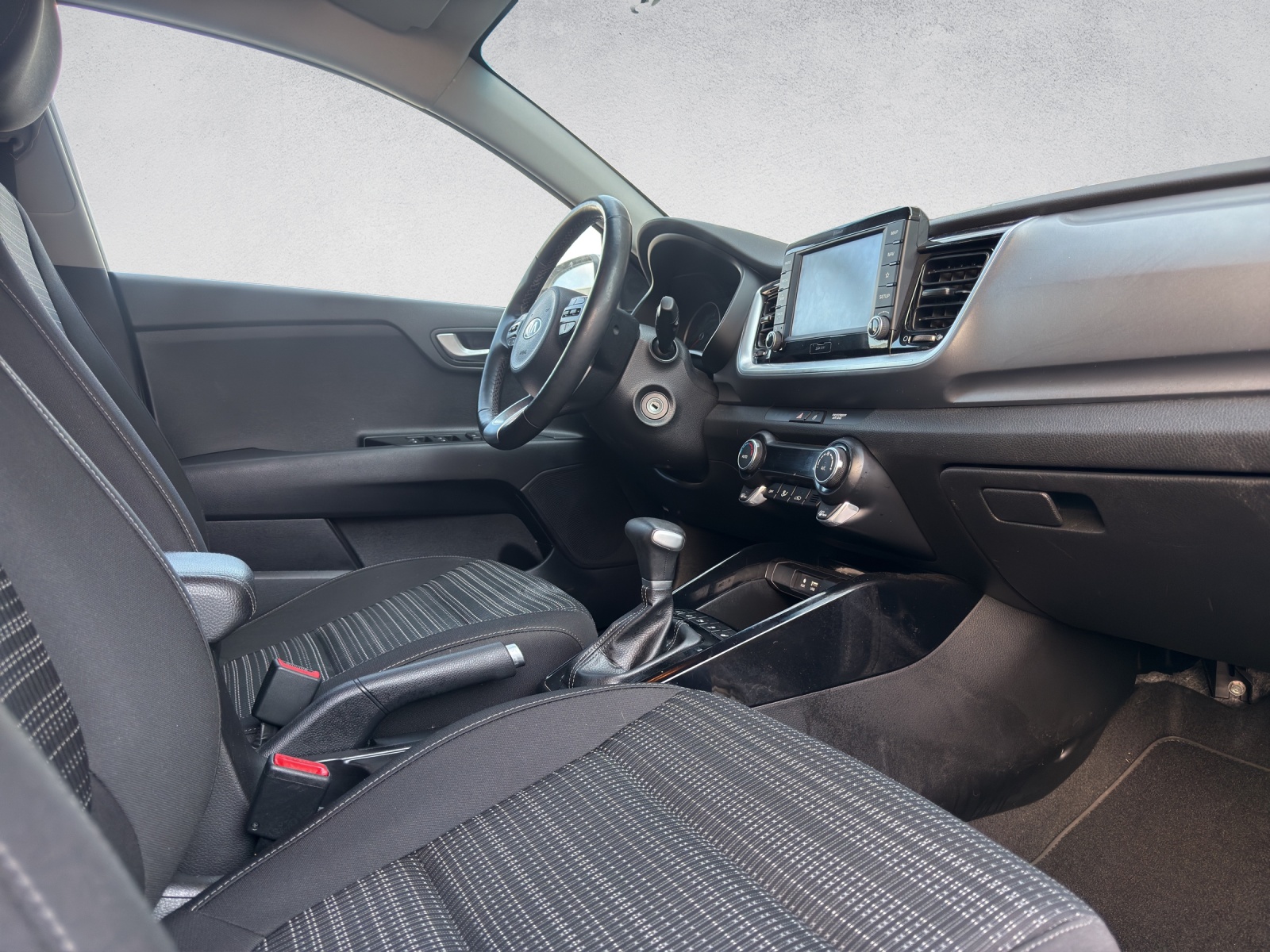 KIA Stonic 1.0 T-GDi-image-14