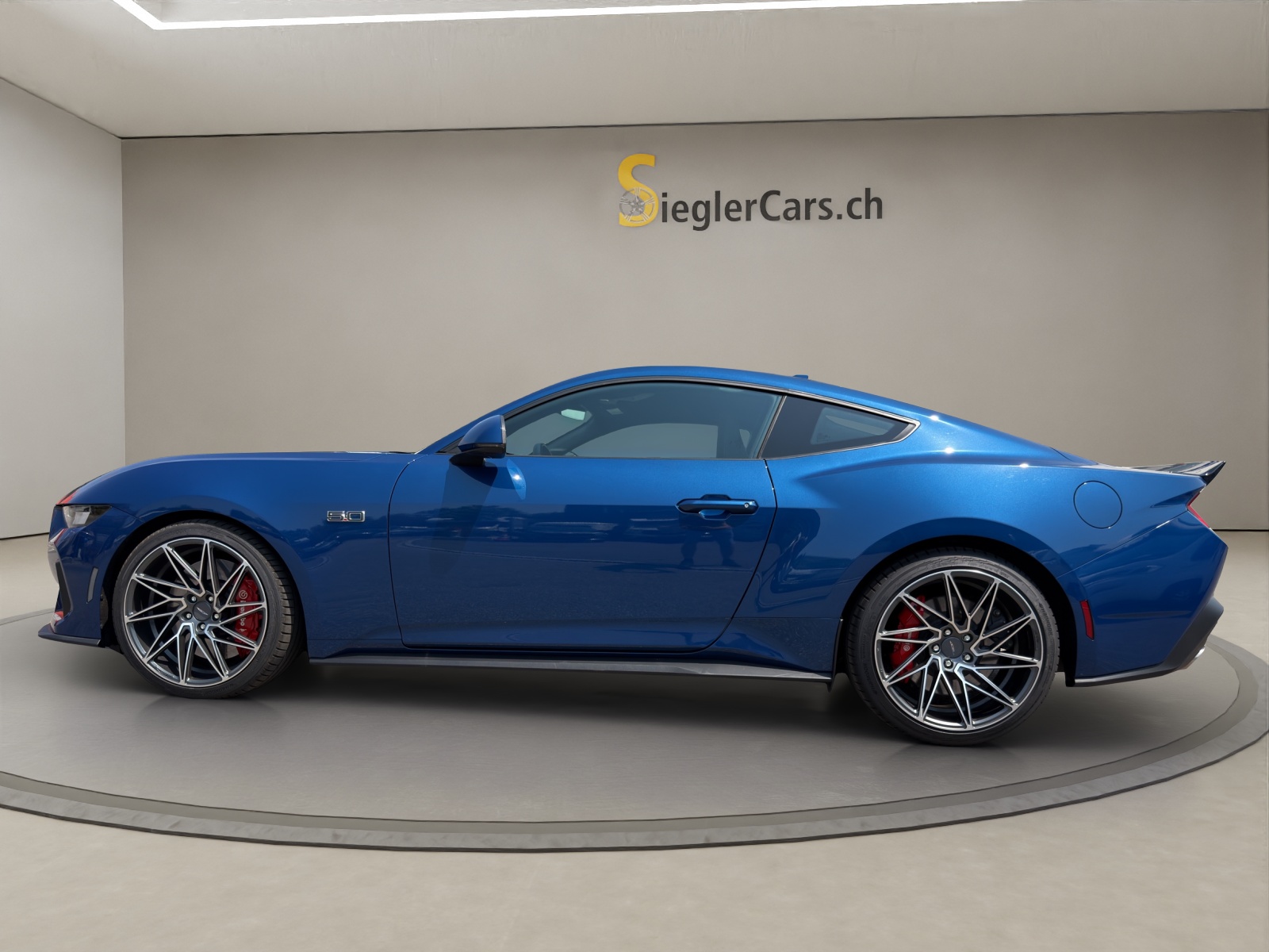 FORD Mustang Fastback 5.0 V8 GT Automat-image-5