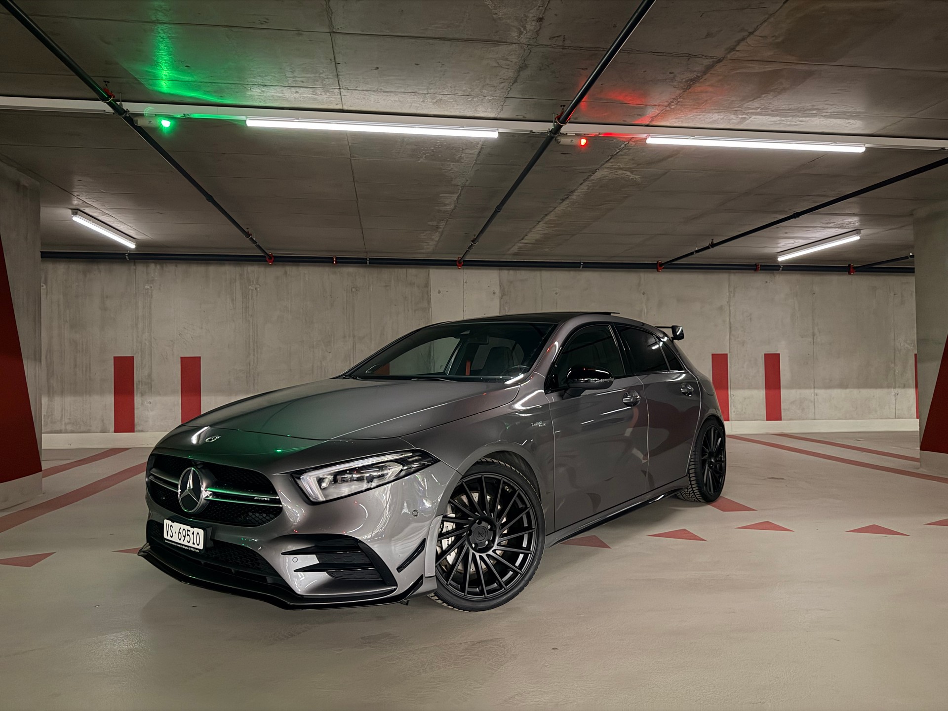 MERCEDES-BENZ A 35 AMG 4matic