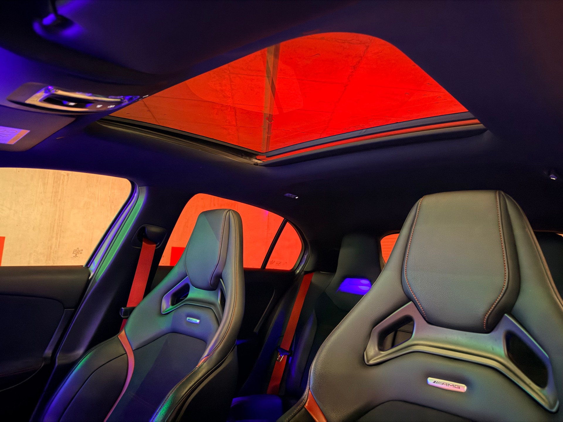 MERCEDES-BENZ A 35 AMG 4matic-image-10