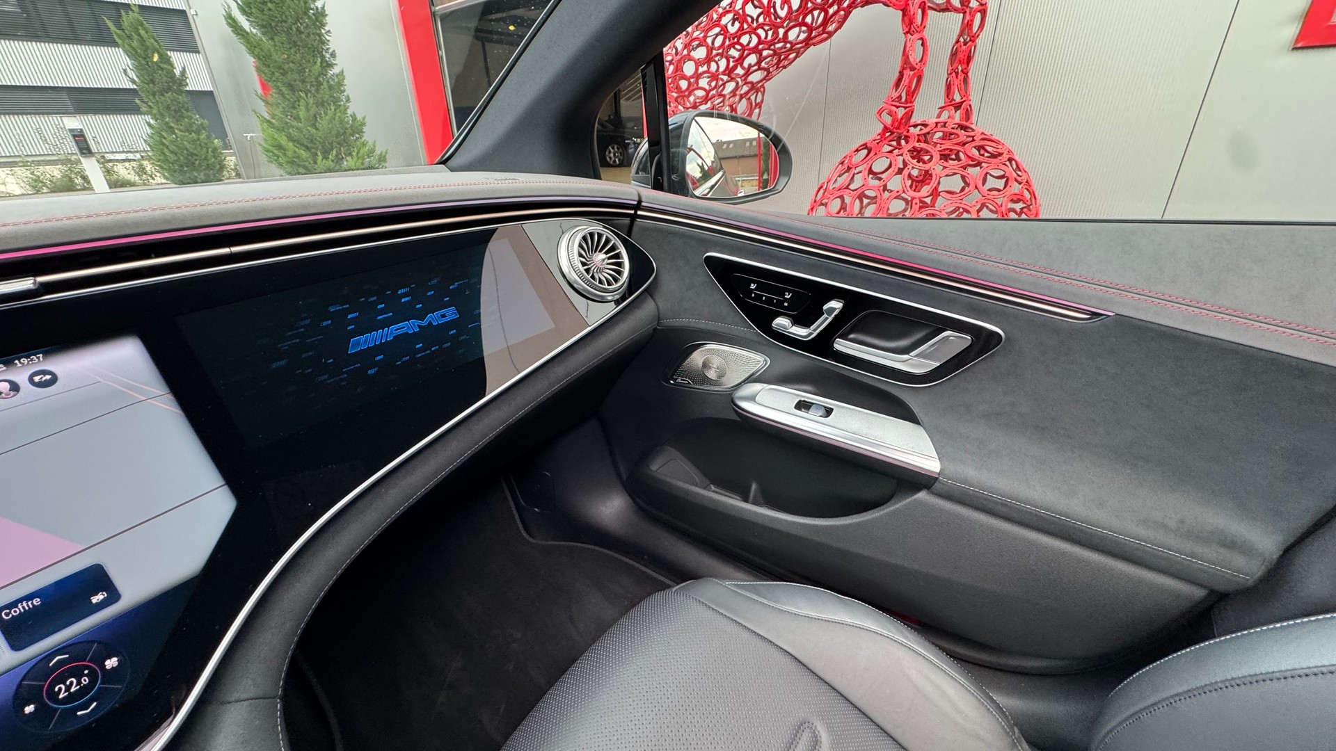 MERCEDES-BENZ EQE 43 AMG 4 Matic-image-12