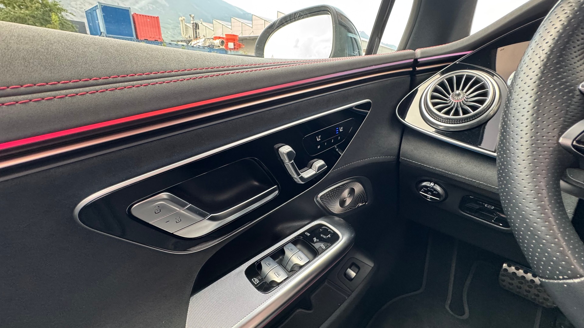 MERCEDES-BENZ EQE 43 AMG 4 Matic-image-13