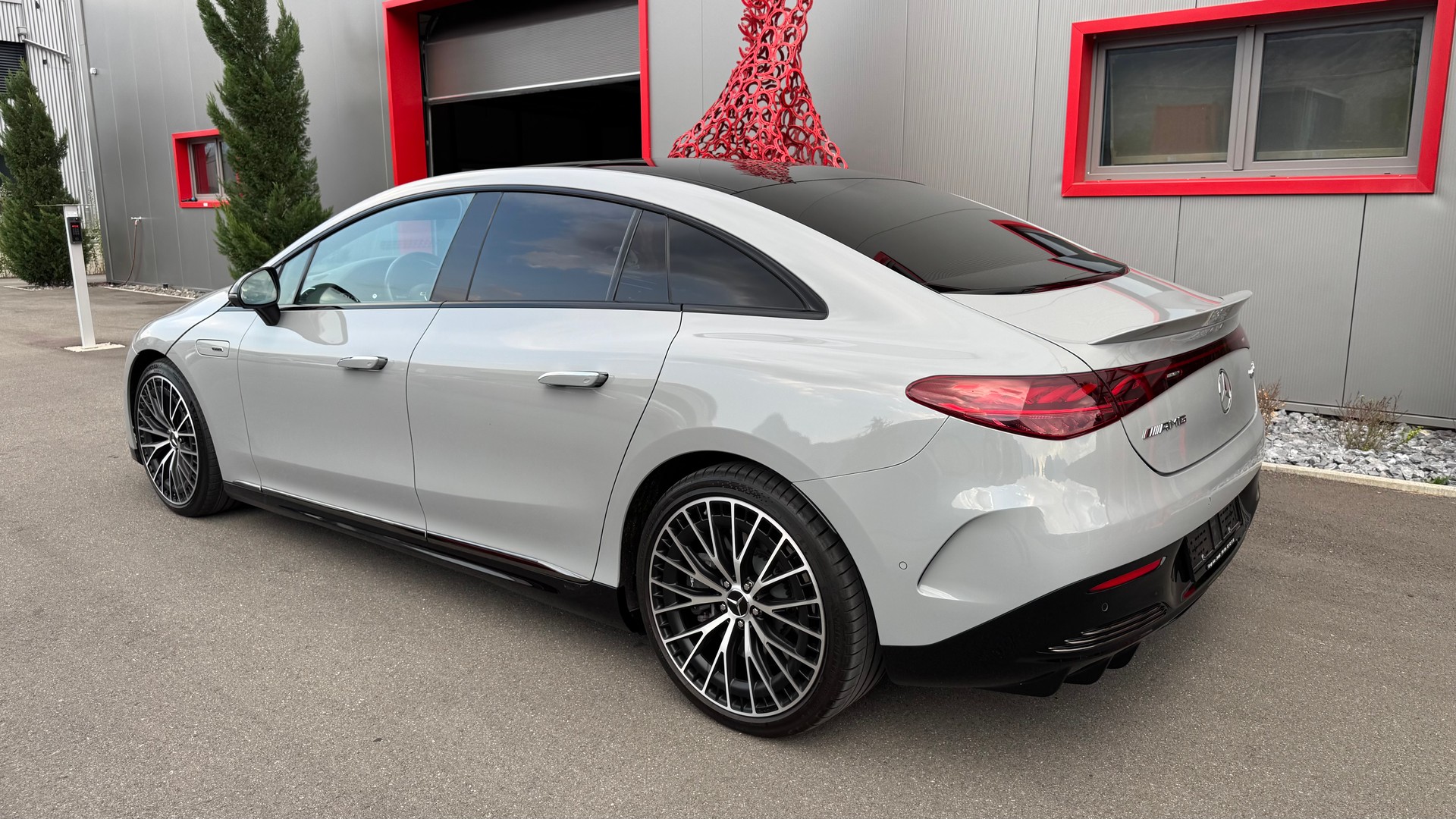 MERCEDES-BENZ EQE 43 AMG 4 Matic-image-5