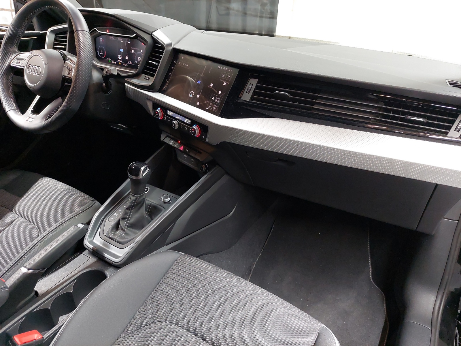 AUDI A1 Sportback 35 TFSI S-tronic-image-9
