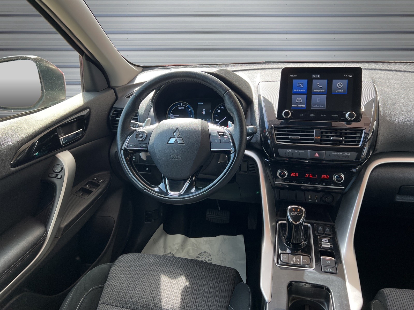 MITSUBISHI Eclipse Cross 2.4 PHEV Value 4WD-image-10
