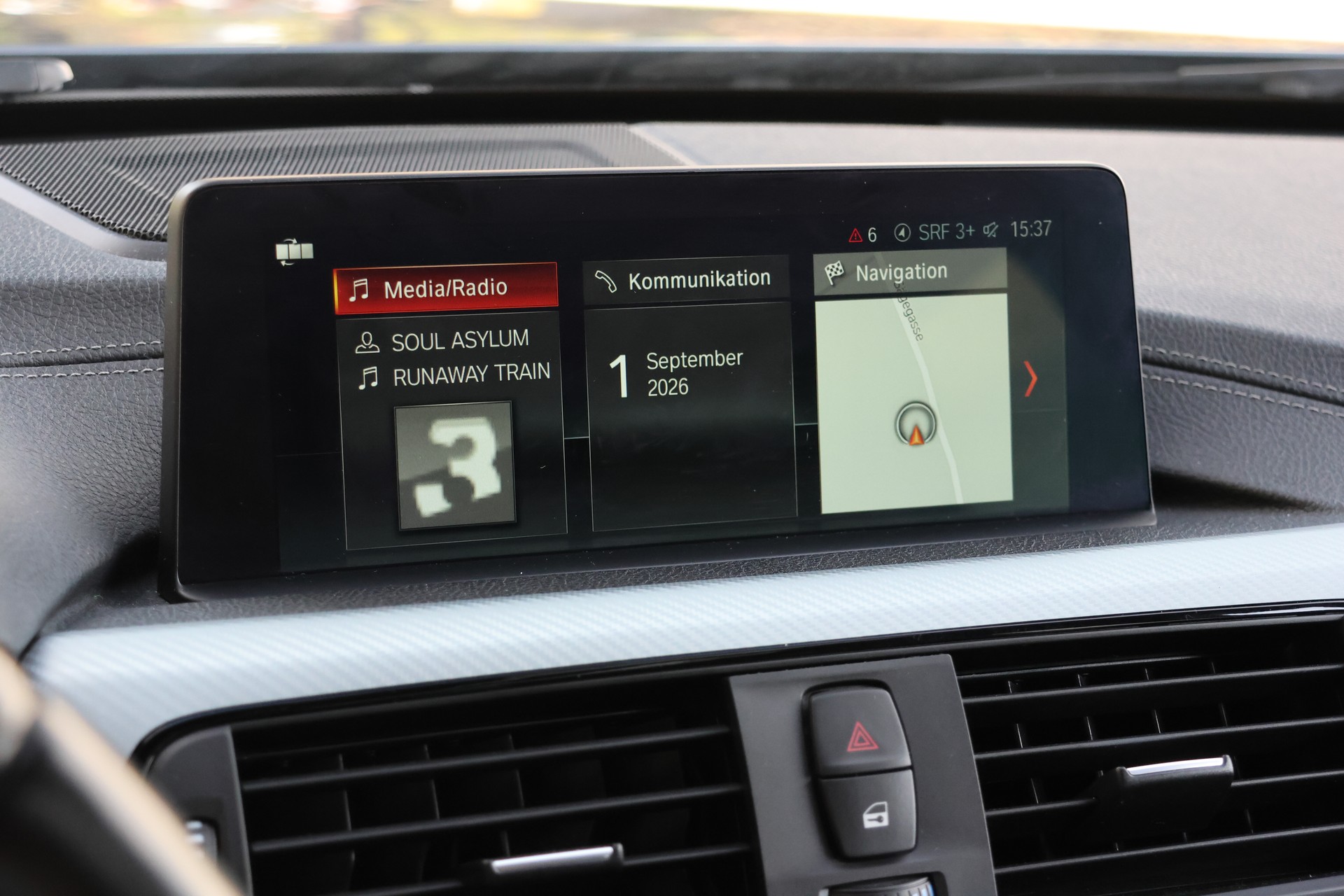 BMW 330d xDrive Touring Edition M Sport Steptronic (CH)-image-16