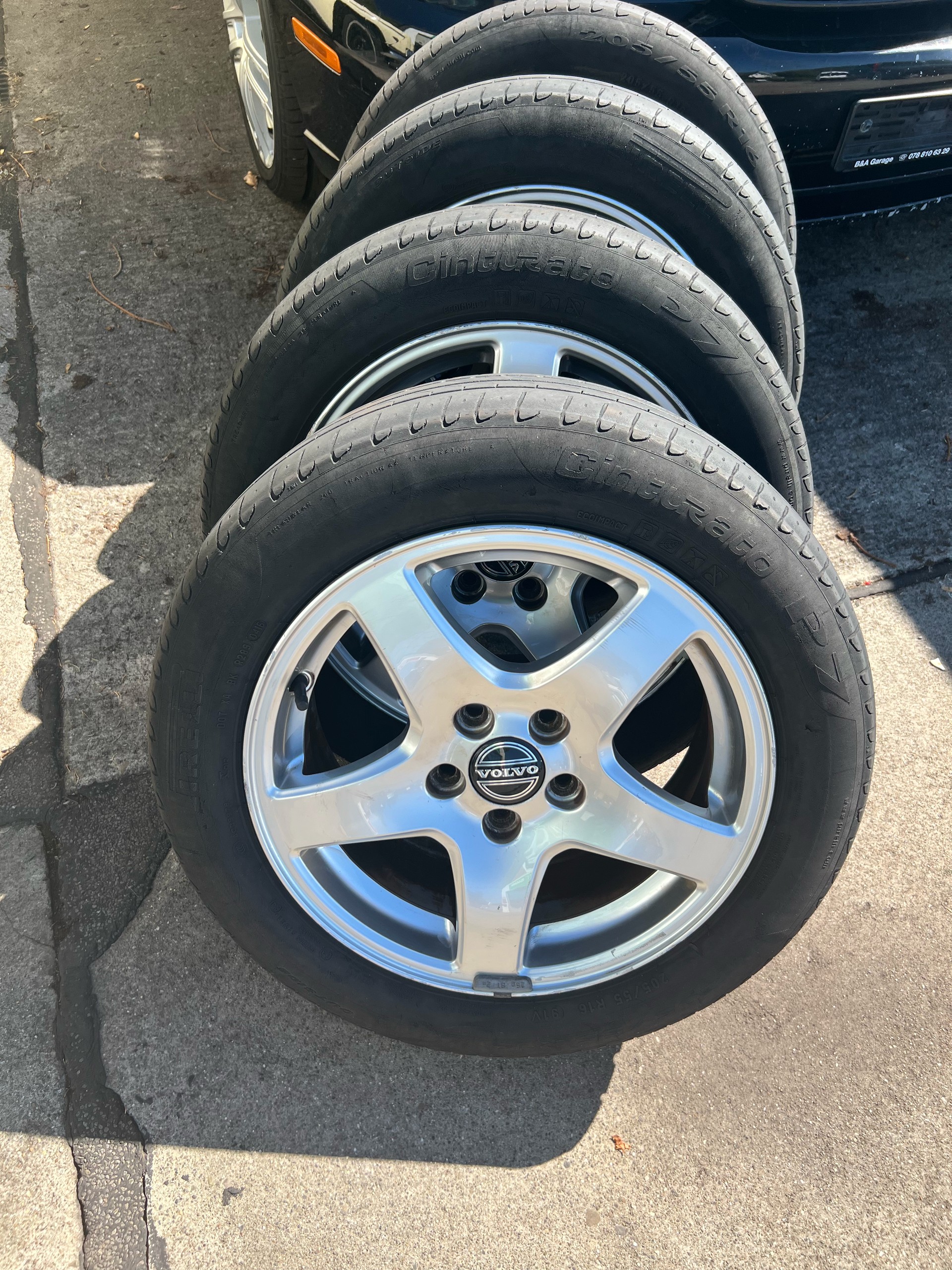 VOLVO V70 2.4D Momentum Geartronic-image-15