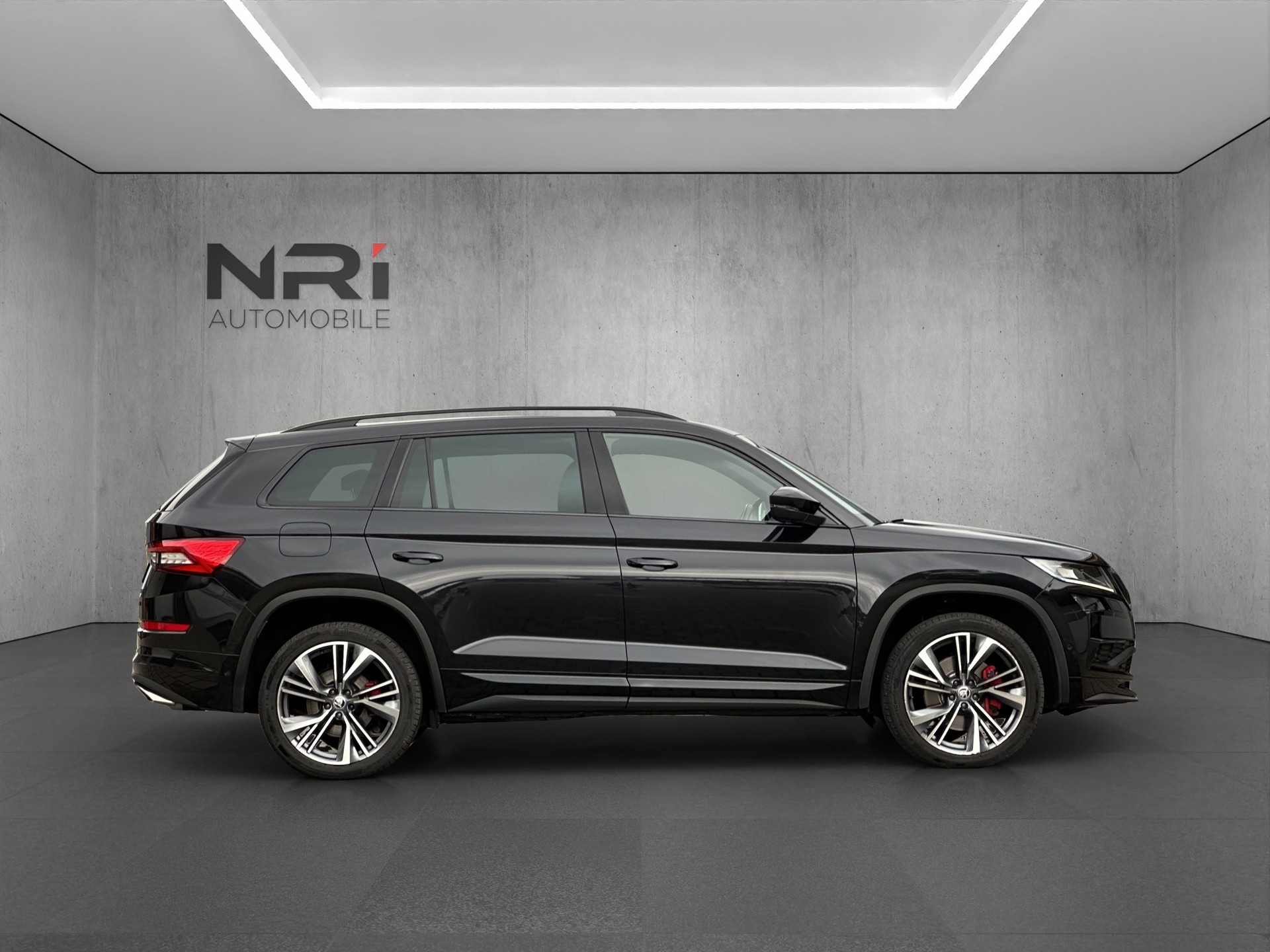 SKODA Kodiaq 2.0 Bi-TDI 240 RS DSG-showroom-element-3