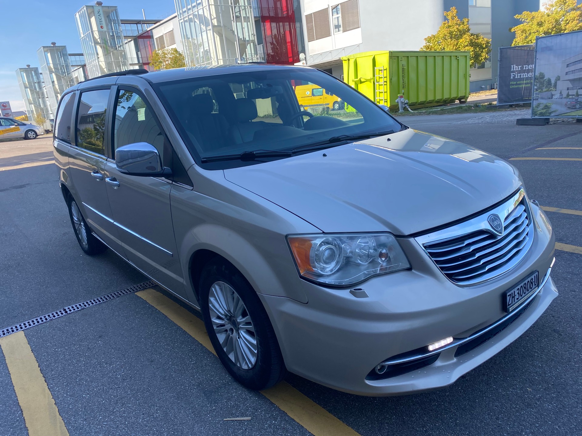 LANCIA Voyager 3.6 V6 Platinum Automatic-image-2