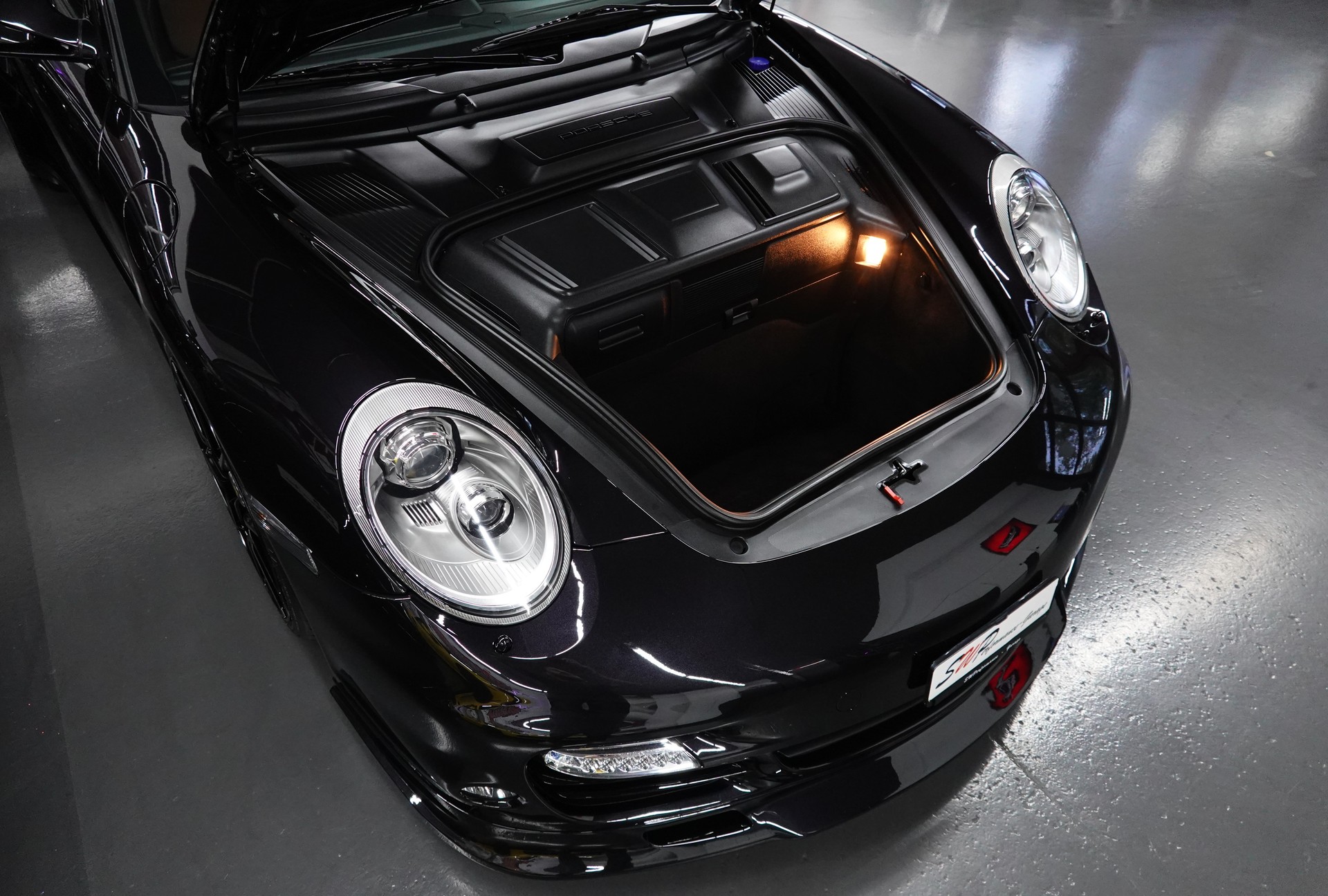 PORSCHE 911 TURBO S 997.2 PDK BLACK CH-FZ AKRAPOVIC KW-V3-image-4