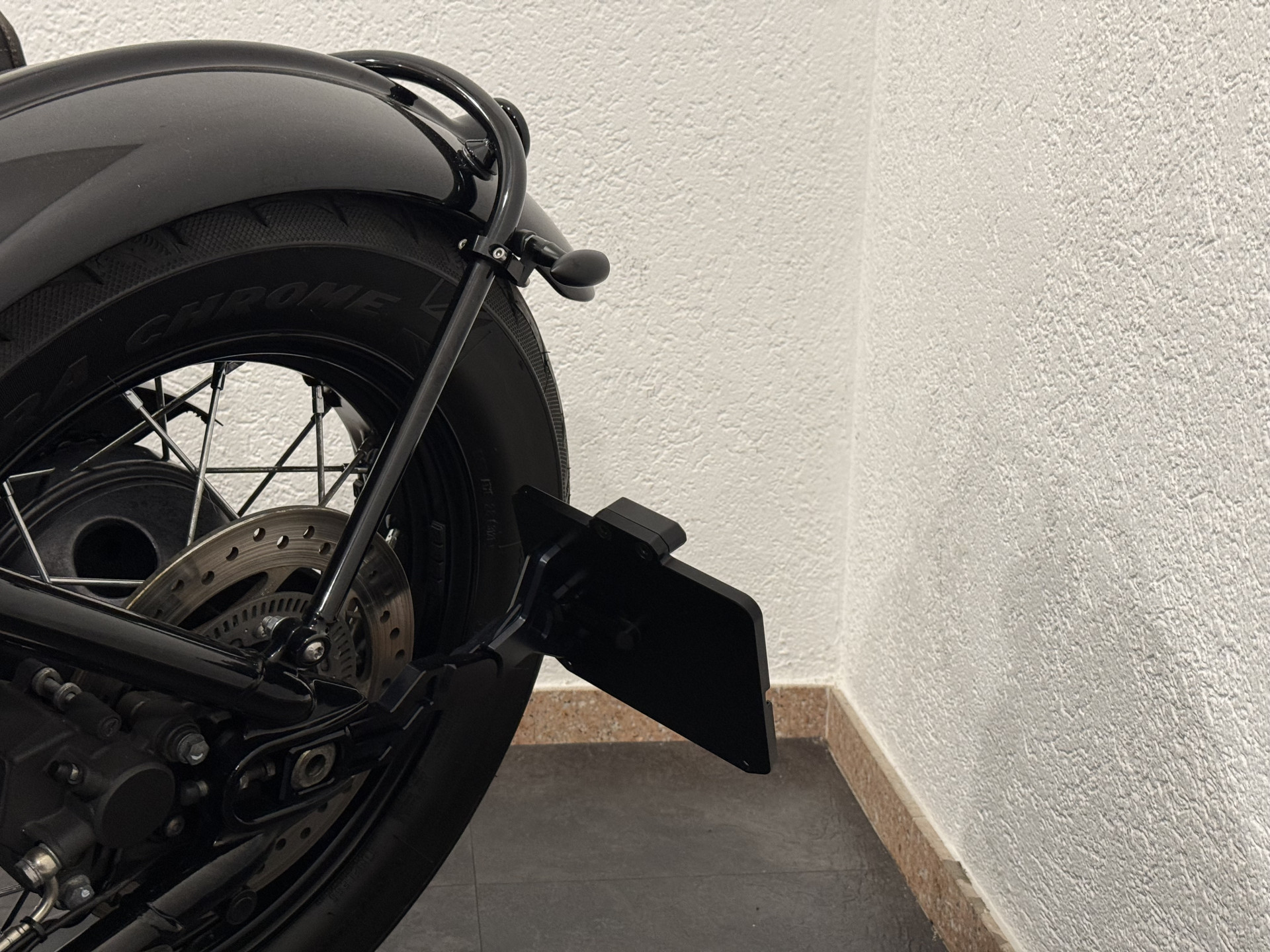 TRIUMPH Bonneville Bobber 1200-image-3
