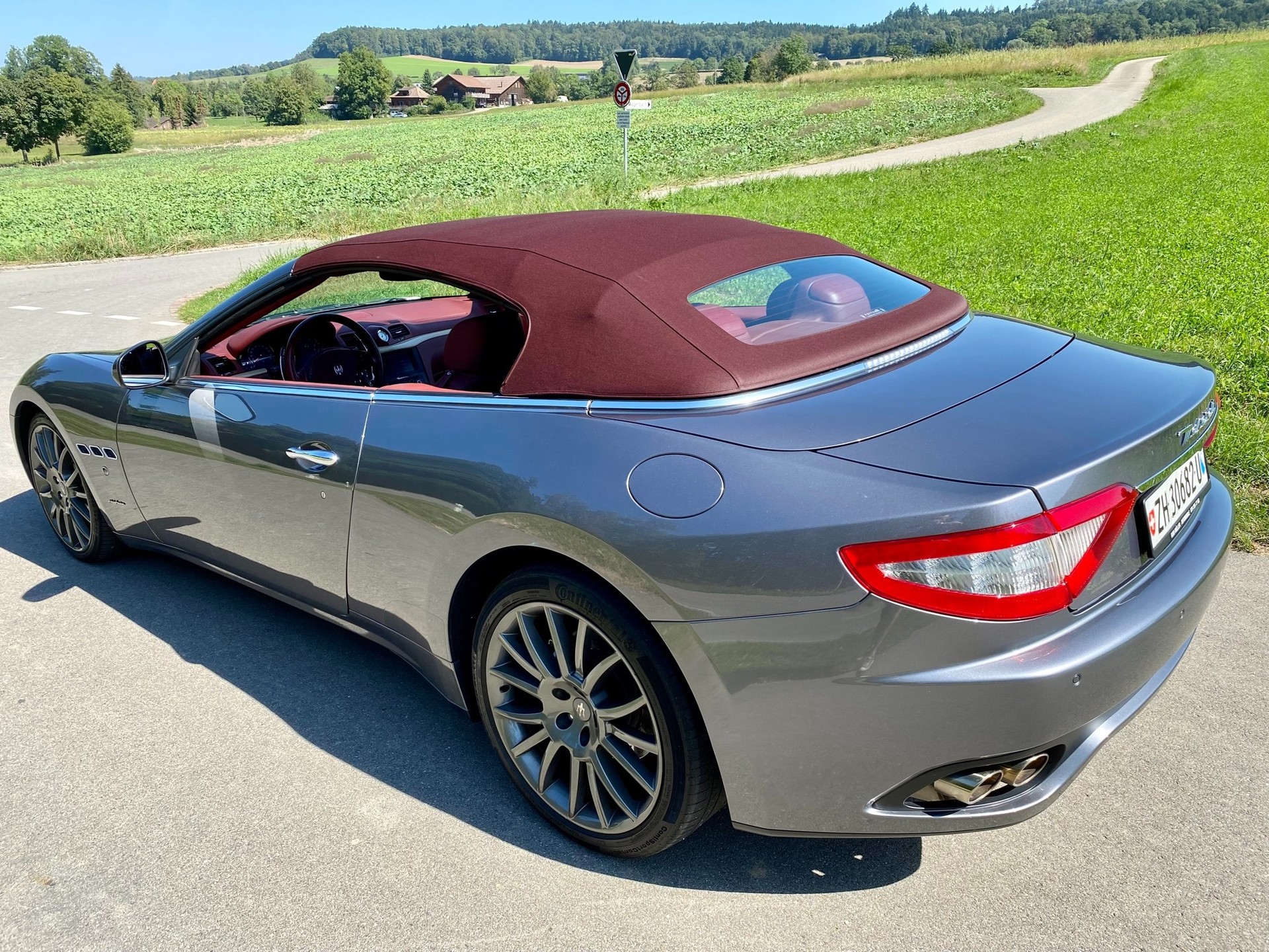 MASERATI GranCabrio Automatica-image-9