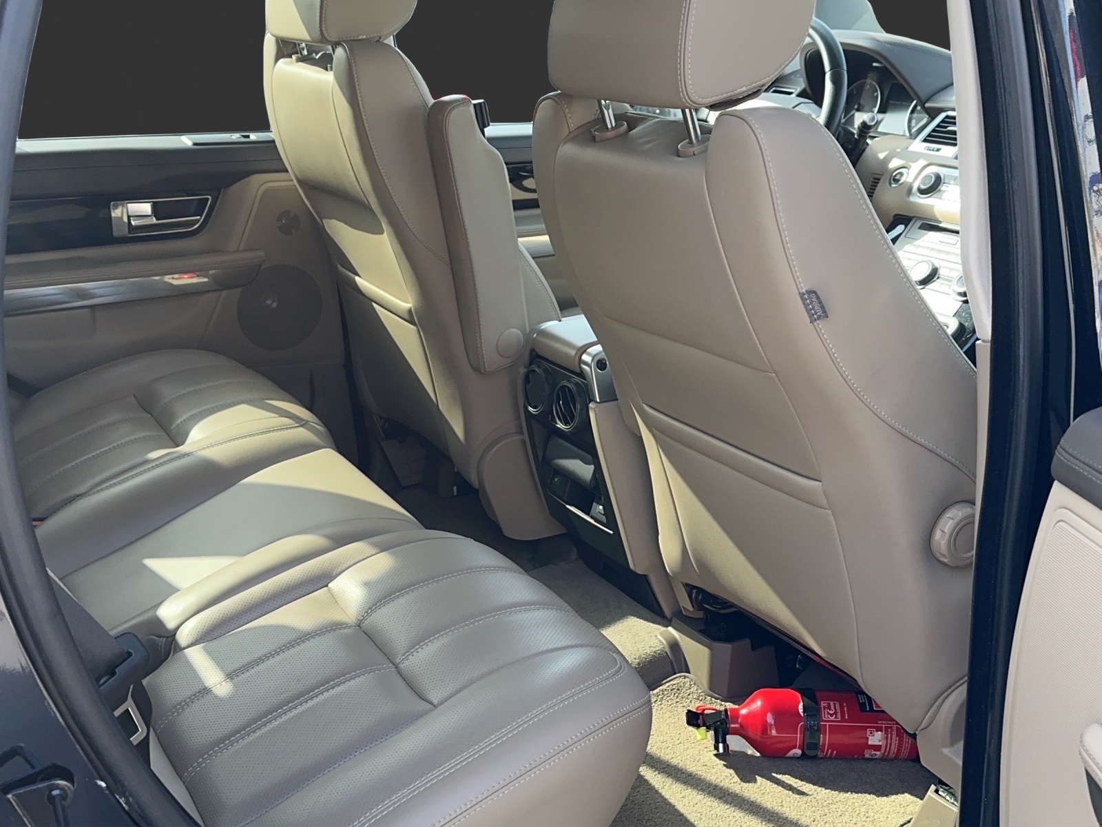 LAND ROVER Range Rover Sport 3.0 TDV6 HSE Automatic-image-10