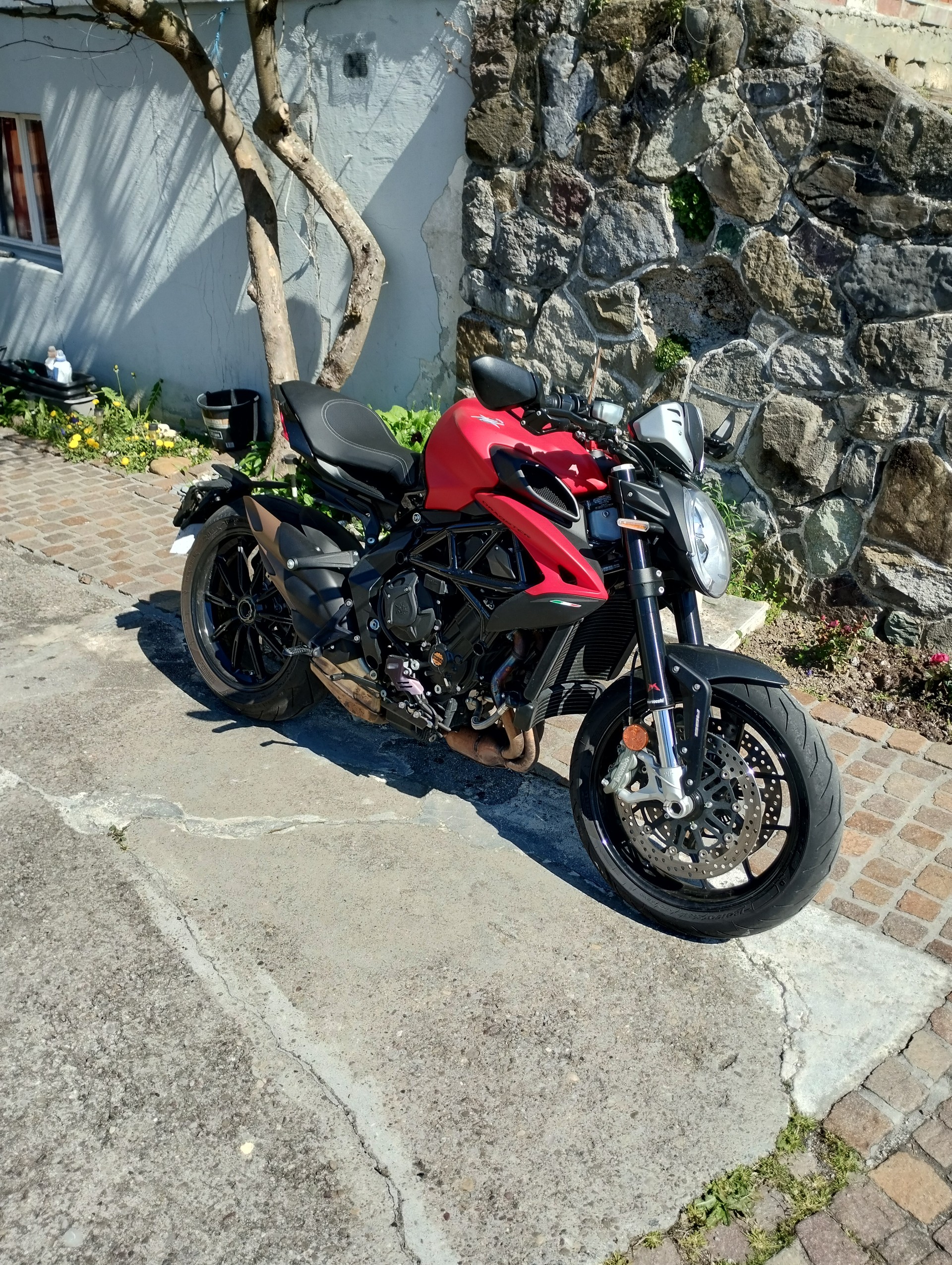 MV AGUSTA Dragster 800 Rosso (35KW)-image-1