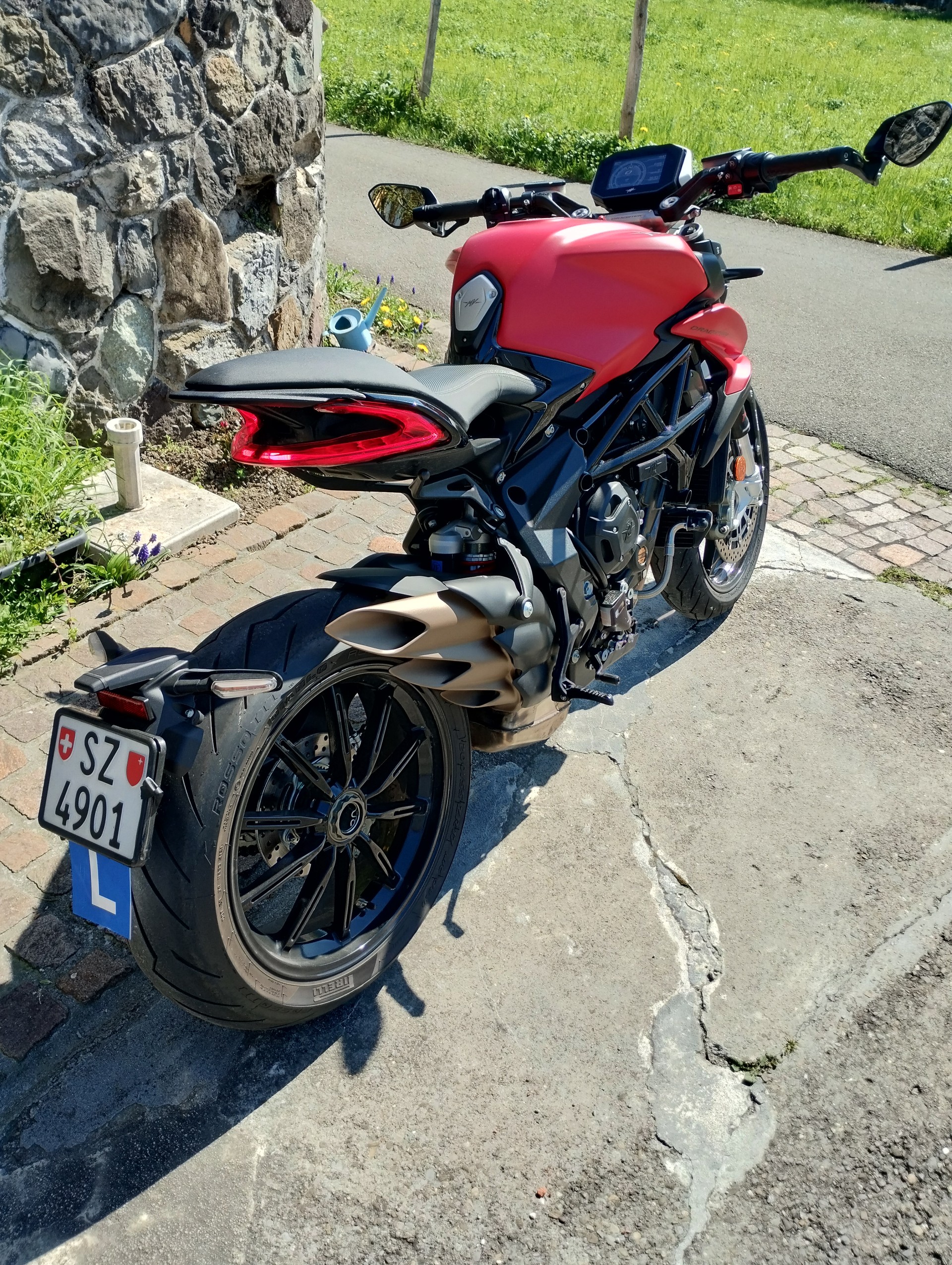MV AGUSTA Dragster 800 Rosso (35KW)