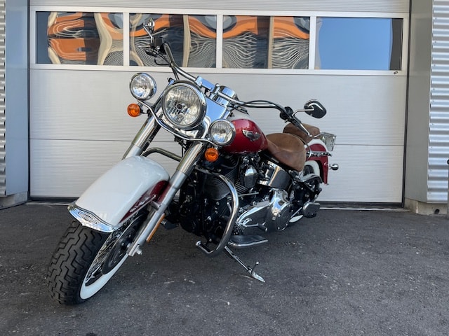 HARLEY-DAVIDSON FLSTN Softail Deluxe ABS-image-2