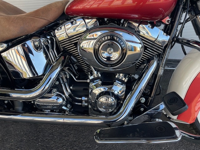 HARLEY-DAVIDSON FLSTN Softail Deluxe ABS-image-6