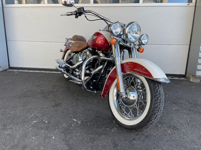 HARLEY-DAVIDSON FLSTN Softail Deluxe ABS-image-3