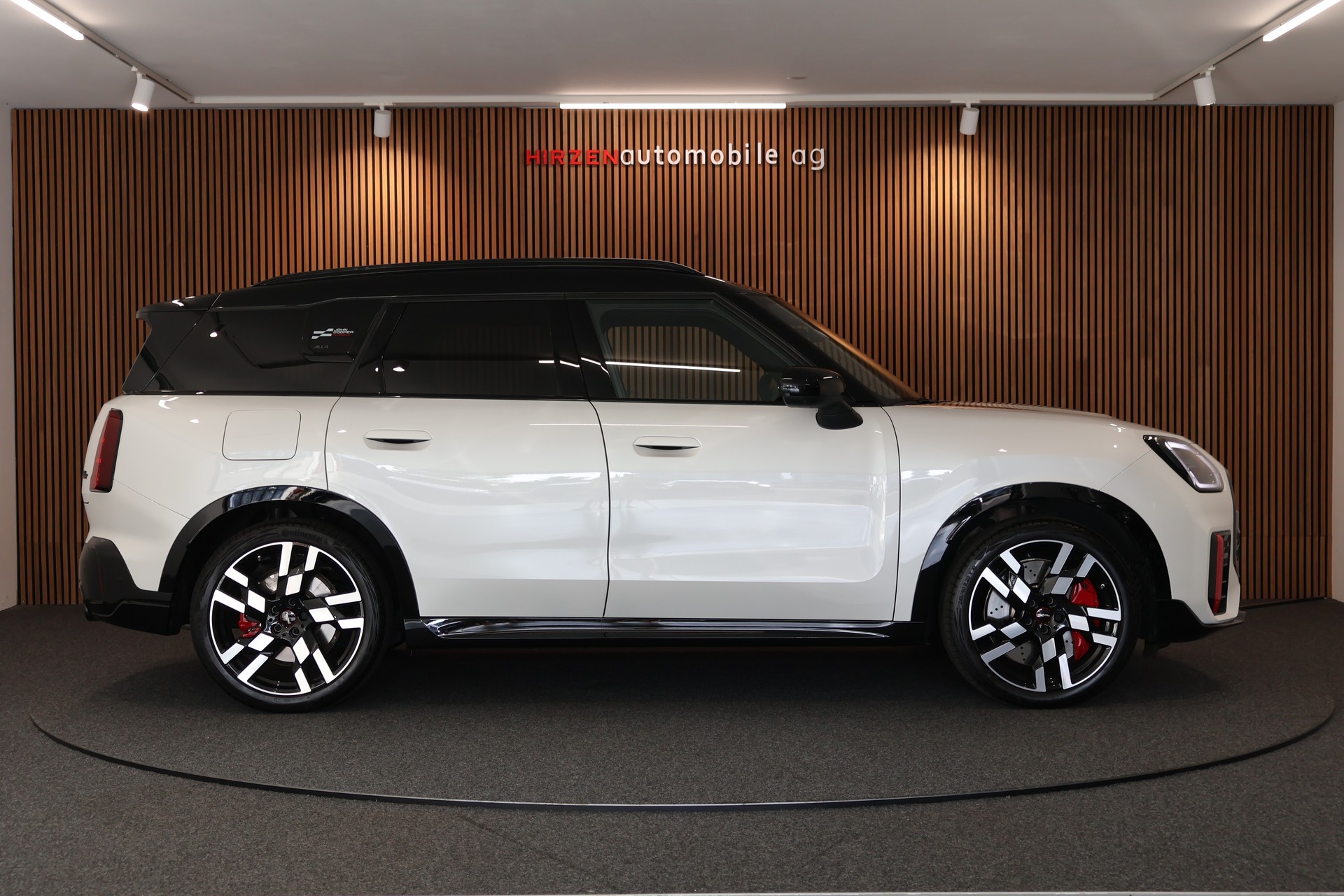 MINI Countryman John Cooper Works ALL4 Steptronic-image-5
