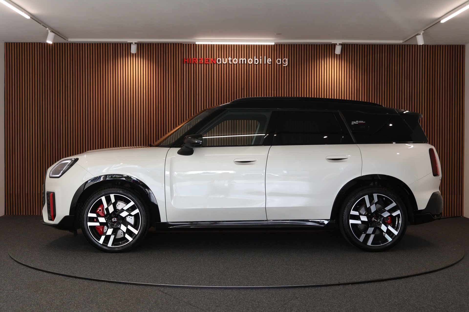 MINI Countryman John Cooper Works ALL4 Steptronic-showroom-element-1