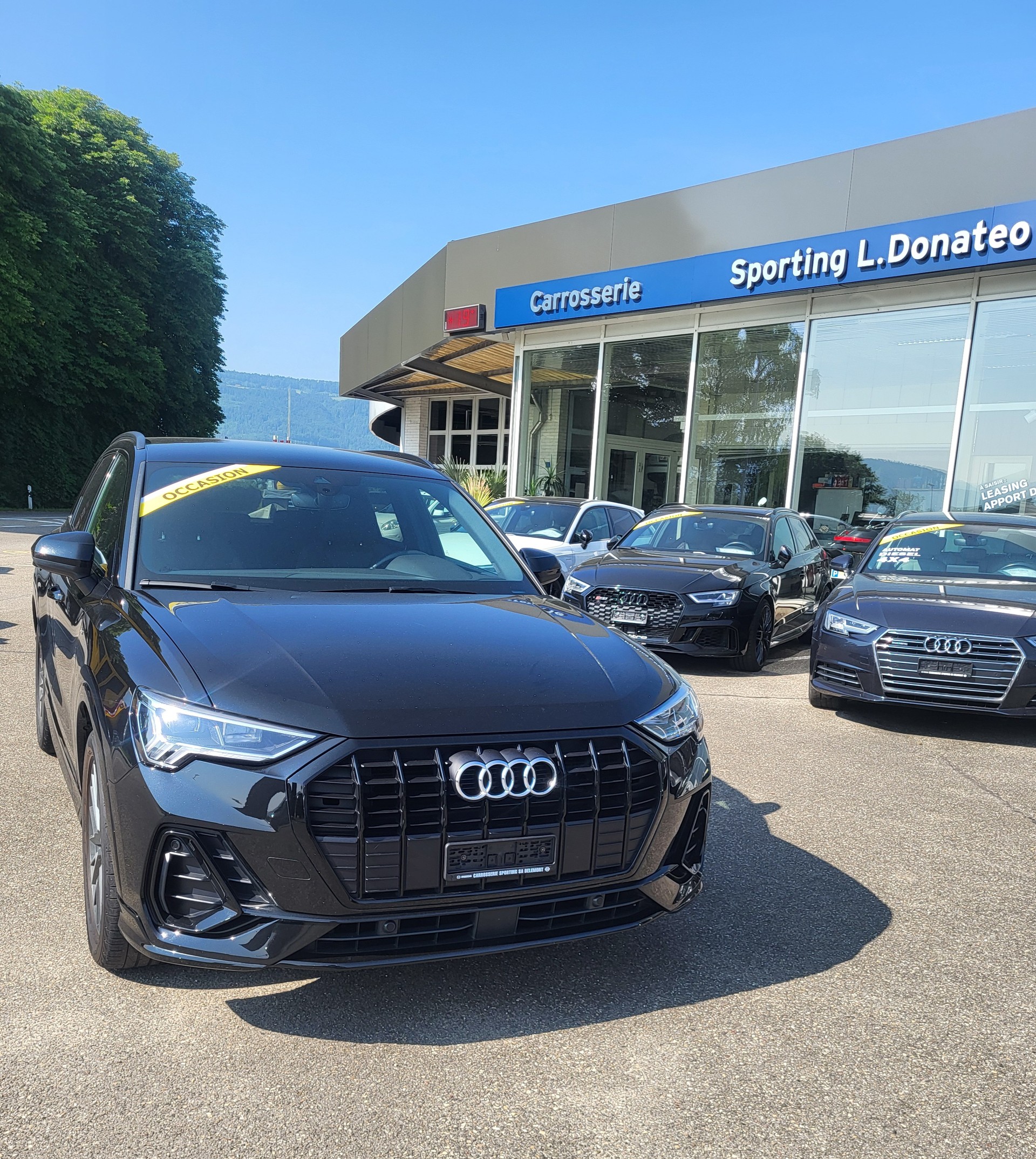 AUDI Q3 35 TFSI S line Attraction S-tronic-image-2