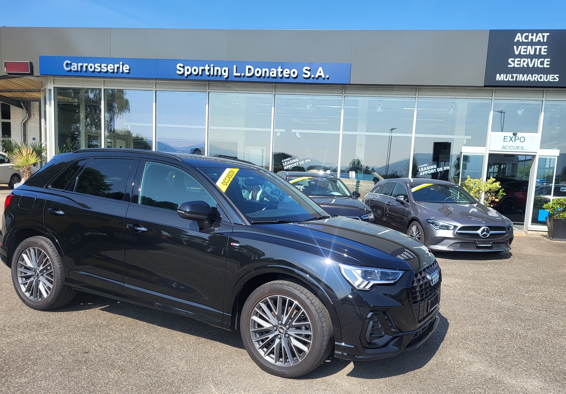 AUDI Q3 35 TFSI S line Attraction S-tronic-image-1