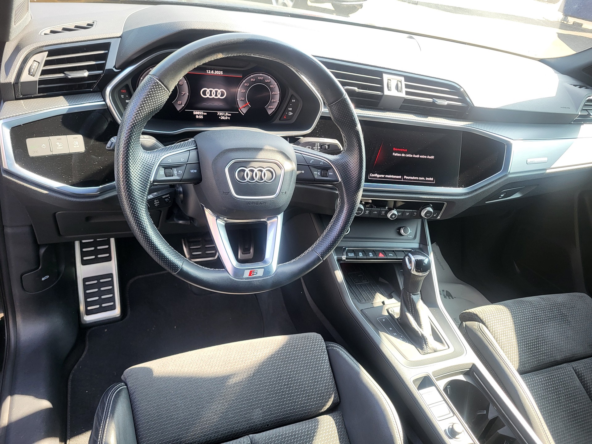 AUDI Q3 35 TFSI S line Attraction S-tronic-image-5