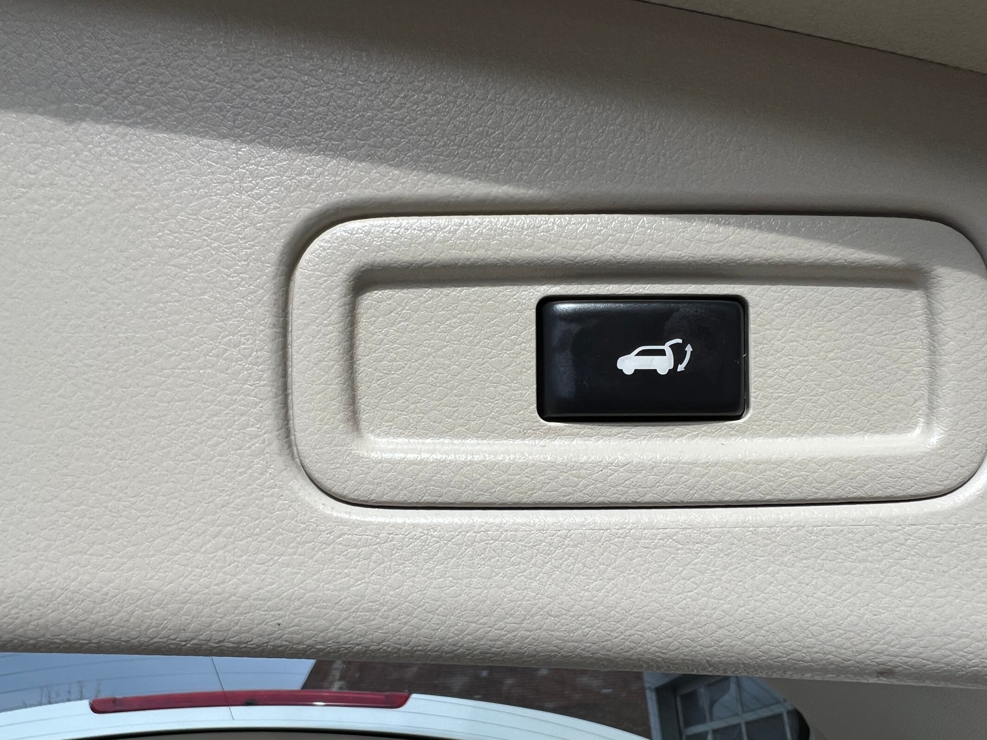 NISSAN Murano 2.5 dCi Executive Swiss Edition Automatic-image-13