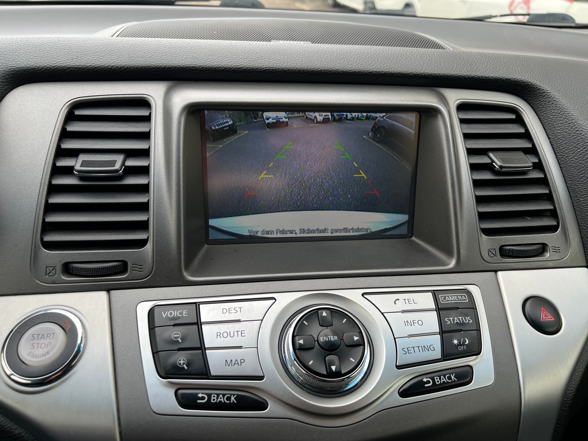 NISSAN Murano 2.5 dCi Executive Swiss Edition Automatic-image-14