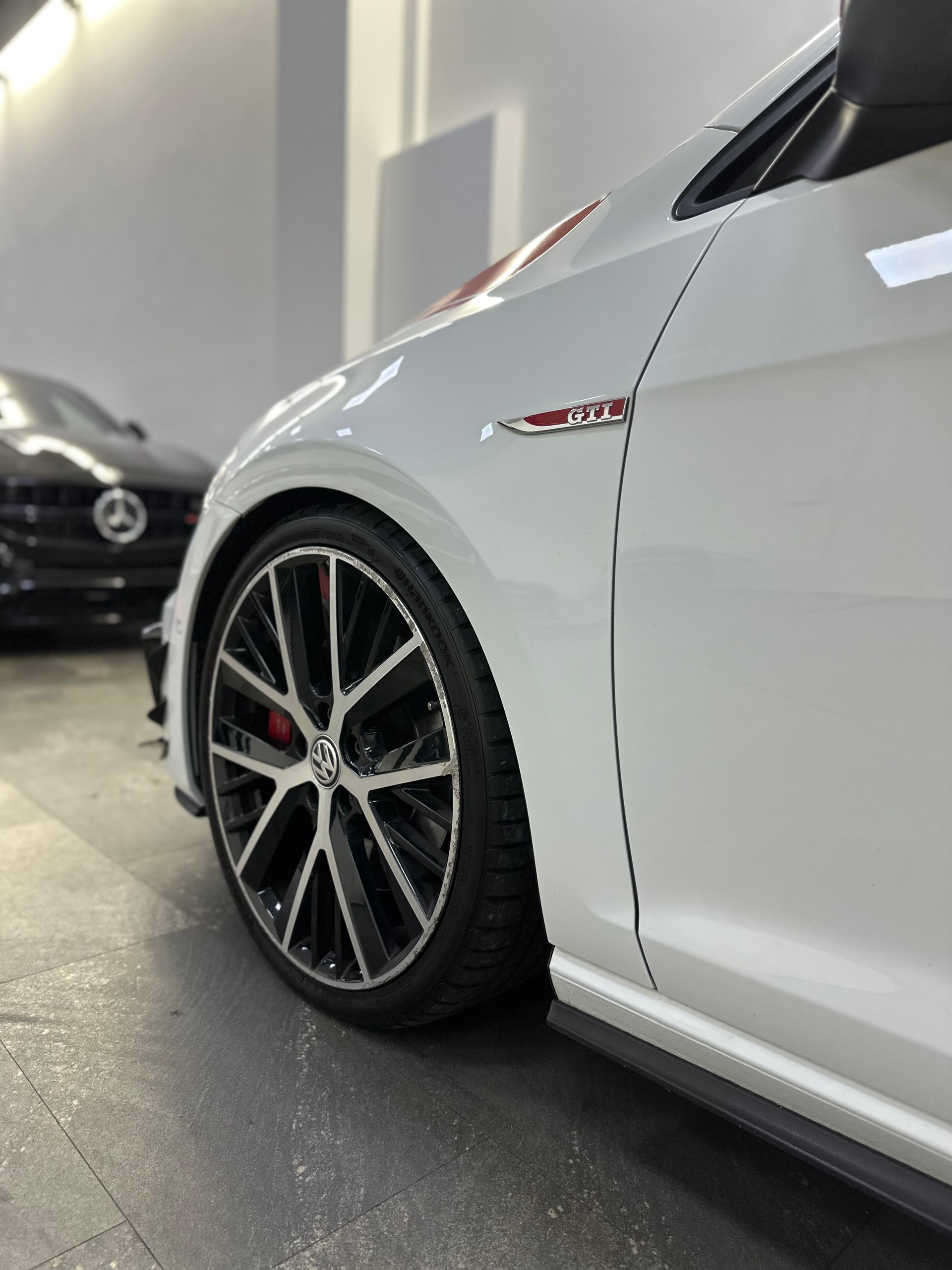 VW Golf 2.0 TSI GTI Performance DSG-image-4