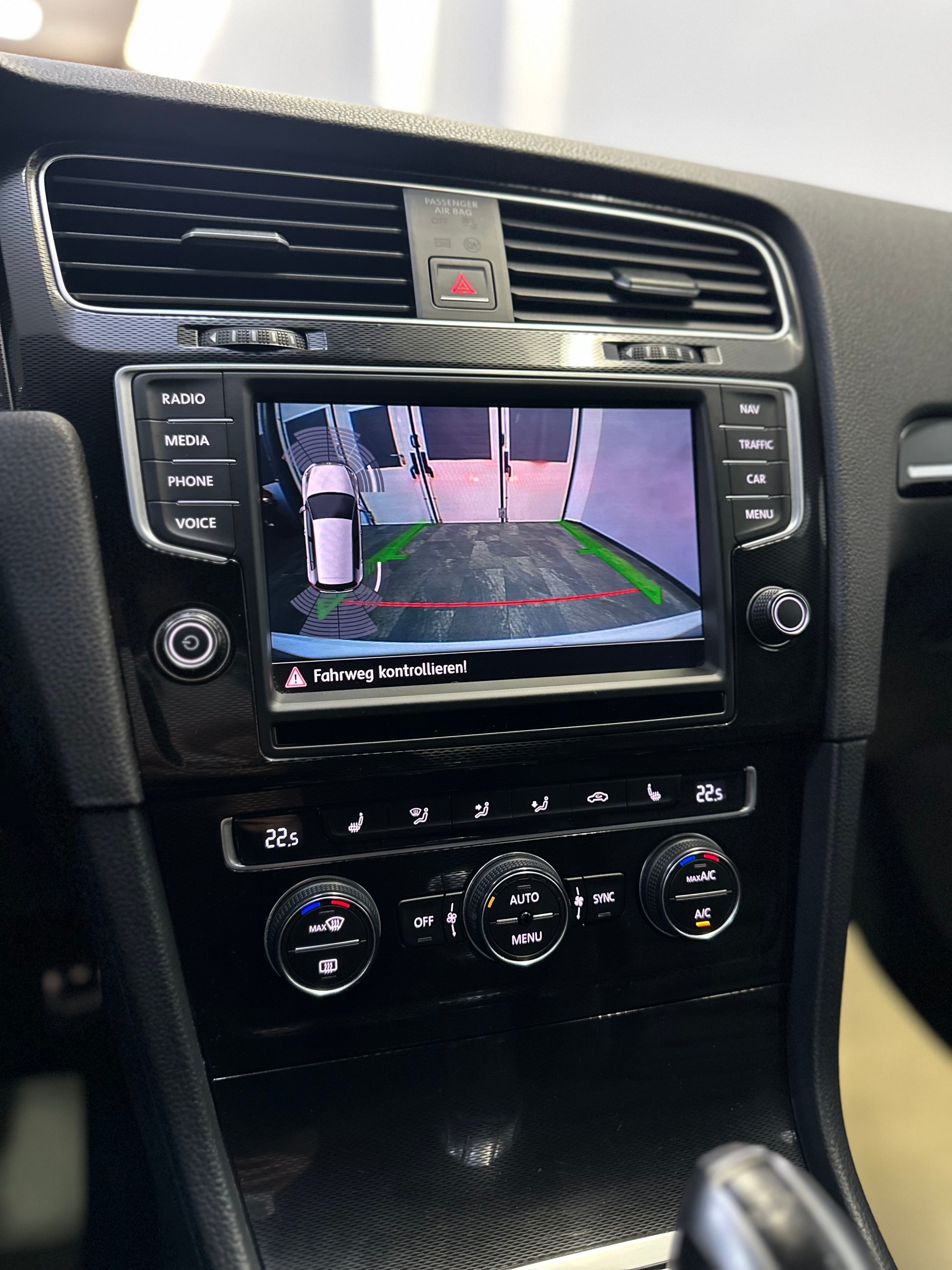 VW Golf 2.0 TSI GTI Performance DSG-image-18
