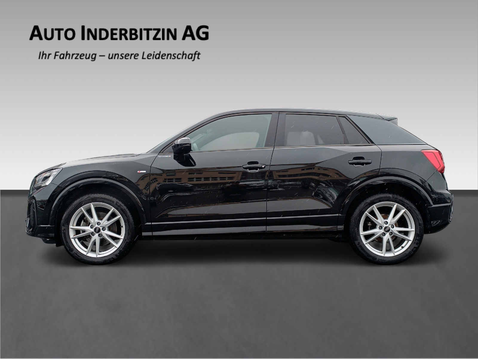 AUDI Q2 40 TFSI S line quattro S-tronic-showroom-element-3