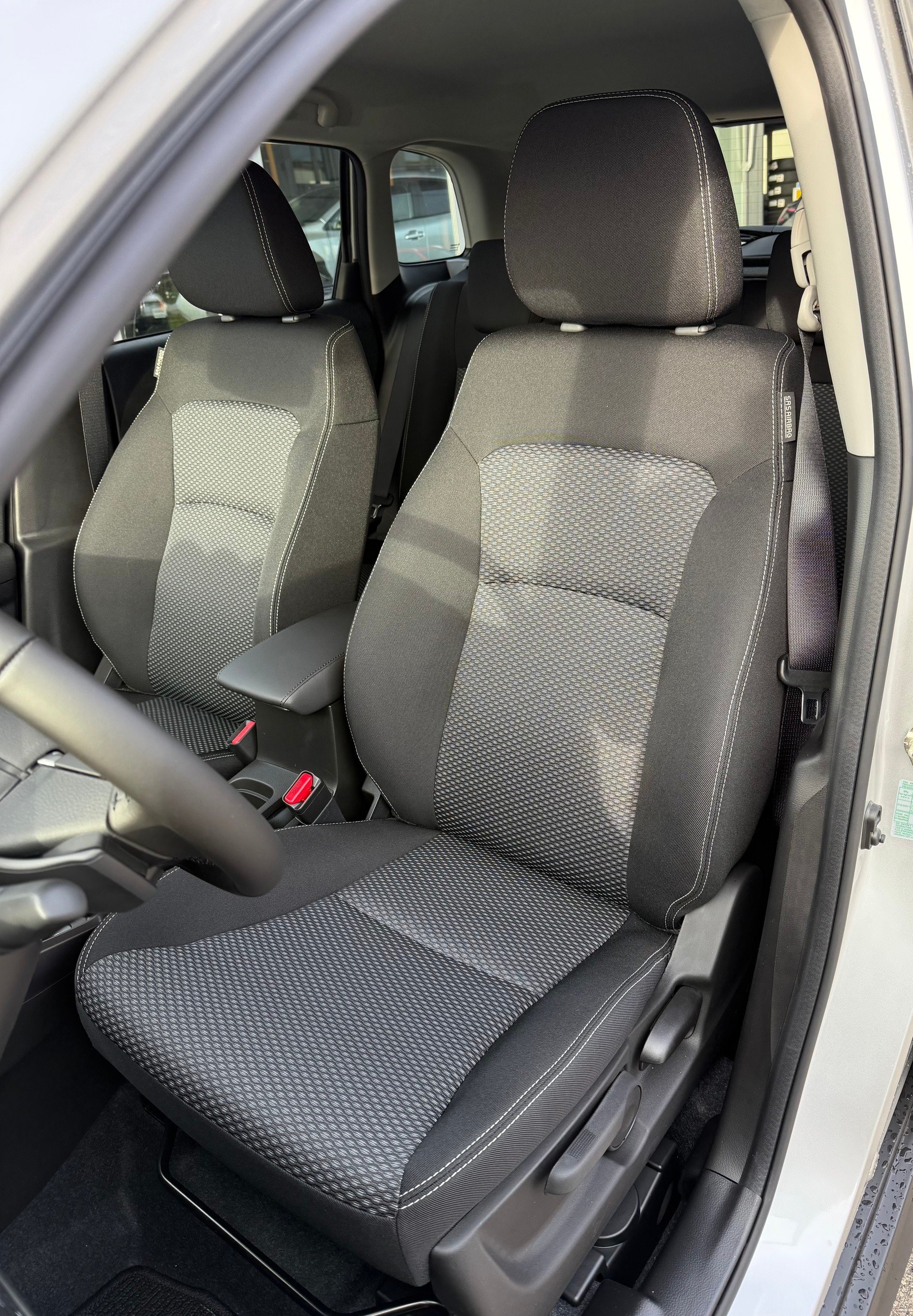 SUZUKI Vitara 1.4 Boosterjet Compact + 4x4 Hybrid Automatic-image-7
