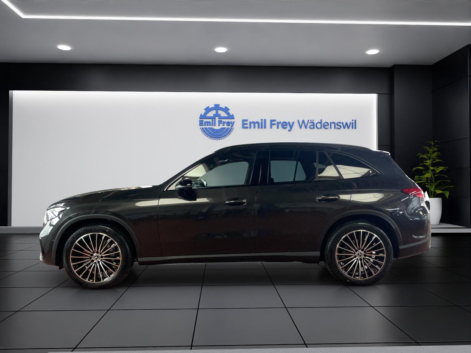MERCEDES-BENZ GLC 200 4MATIC AMG Line-showroom-element-2